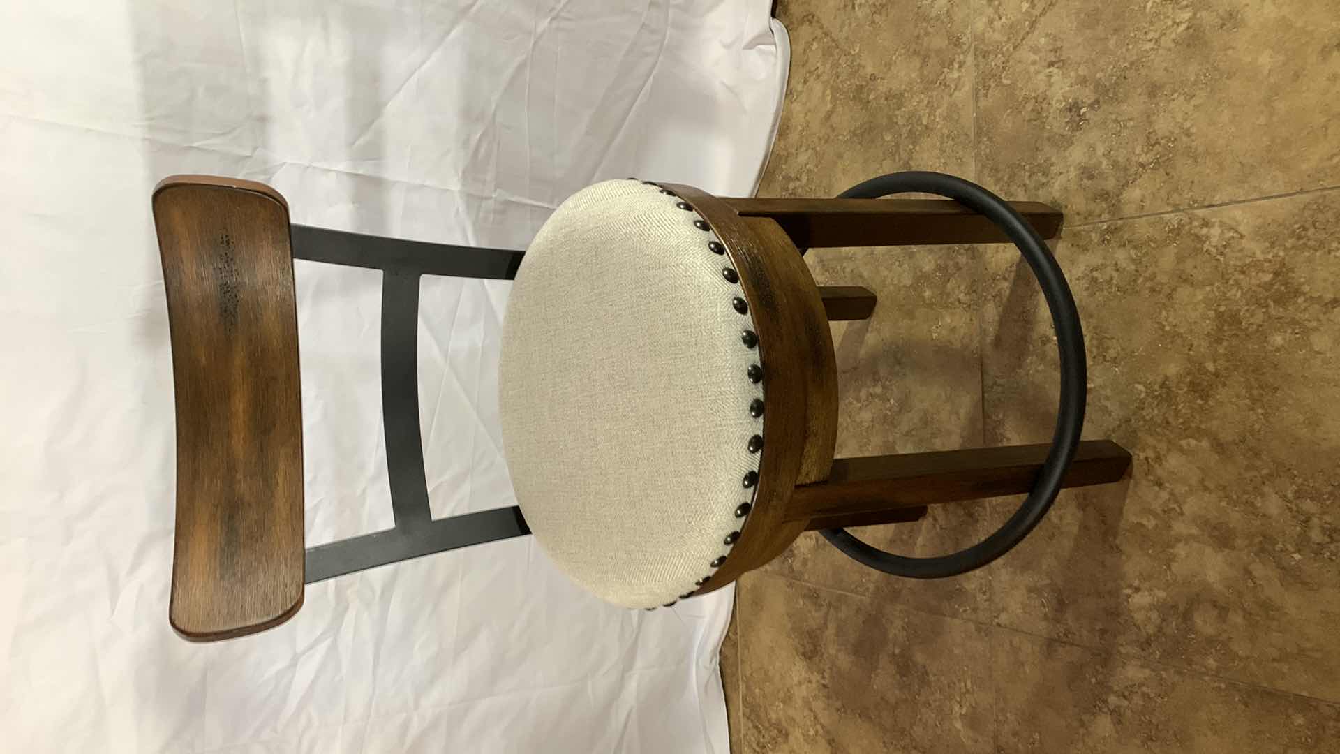 Photo 1 of SIGNATURE DESIGN BY ASHLEY VALEBECK SWIVEL COUNTER STOOL WITH NAILHEAD TRIM 36” TALL