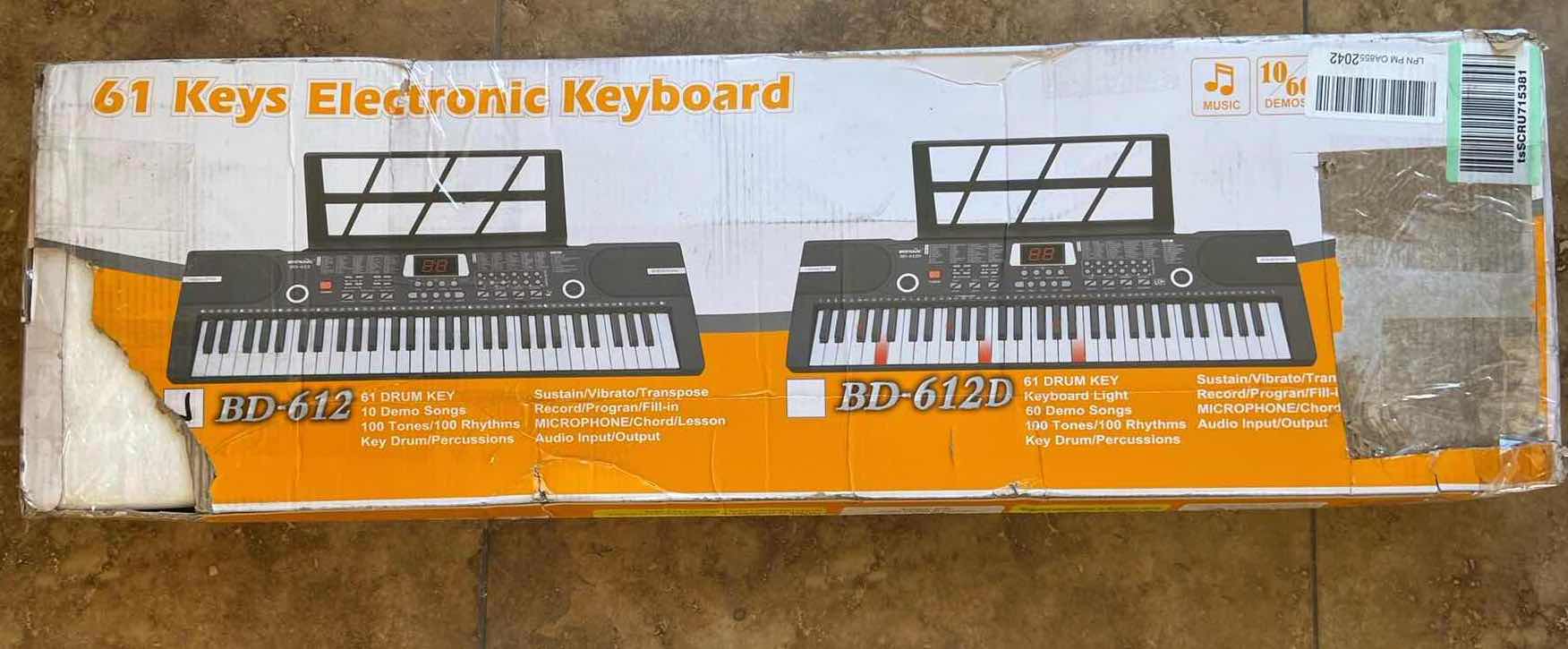 Photo 3 of ELECTRONIC KEYBOARD