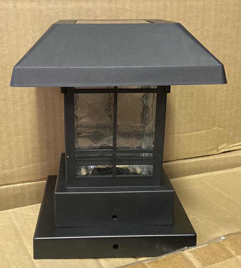 Photo 1 of 12-TROPHY SOLAR POWERED LED POST CAP LIGHT BLACK