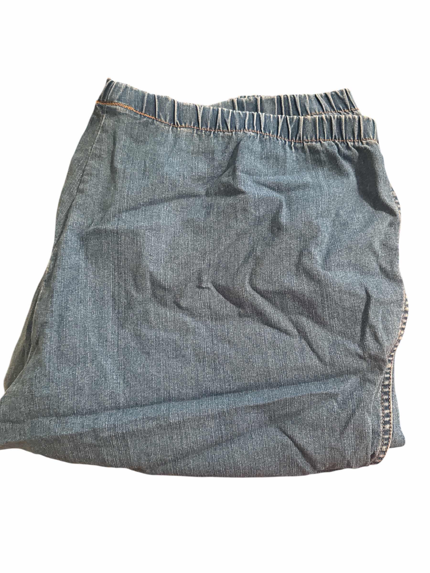 Photo 1 of 3 BAGS OF WOMENS CLOTHING SIZES 2X-4X