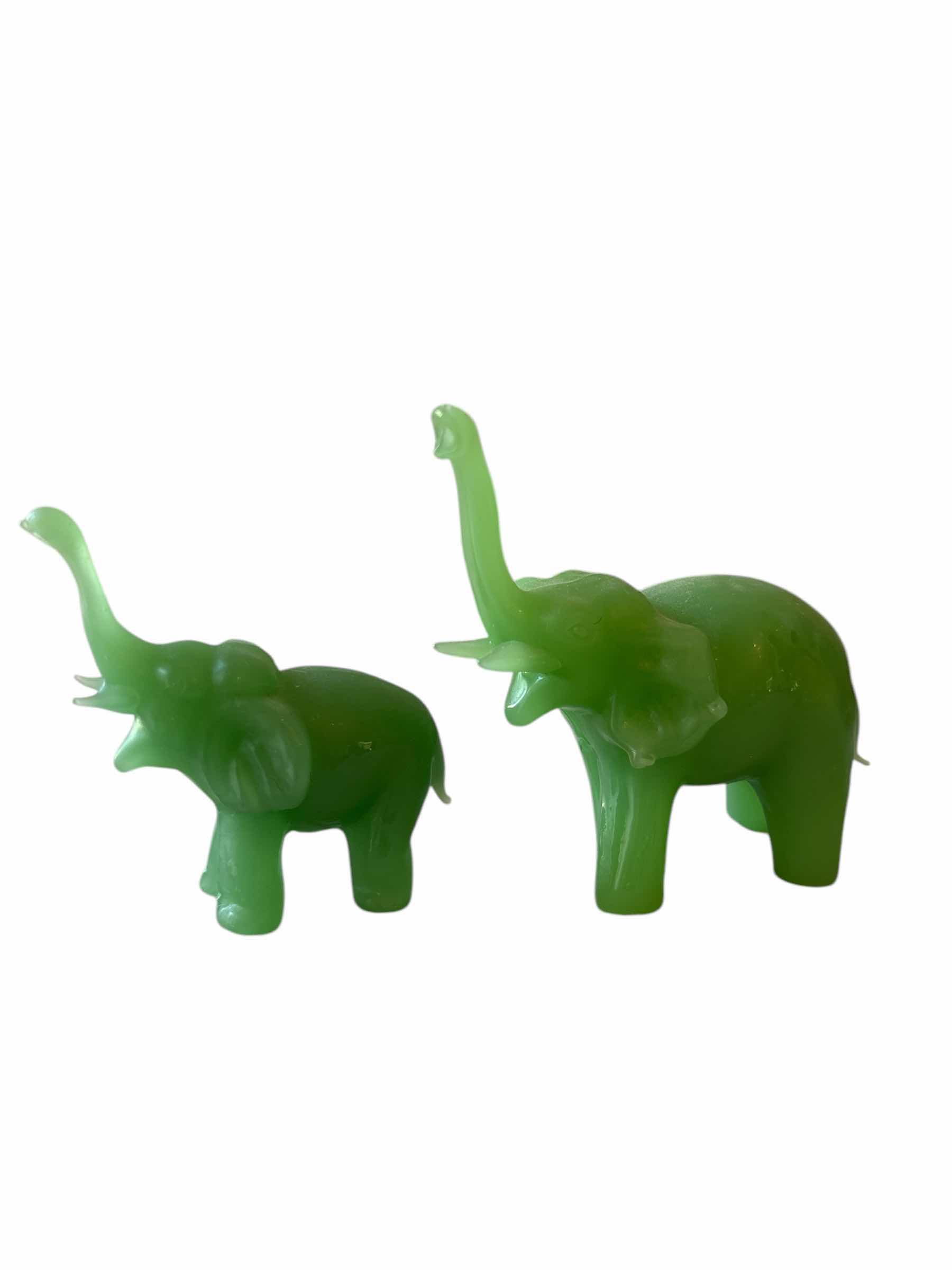 Photo 1 of JADE ELEPHANTS - 3.5” AND 3” TO THE TRUNK