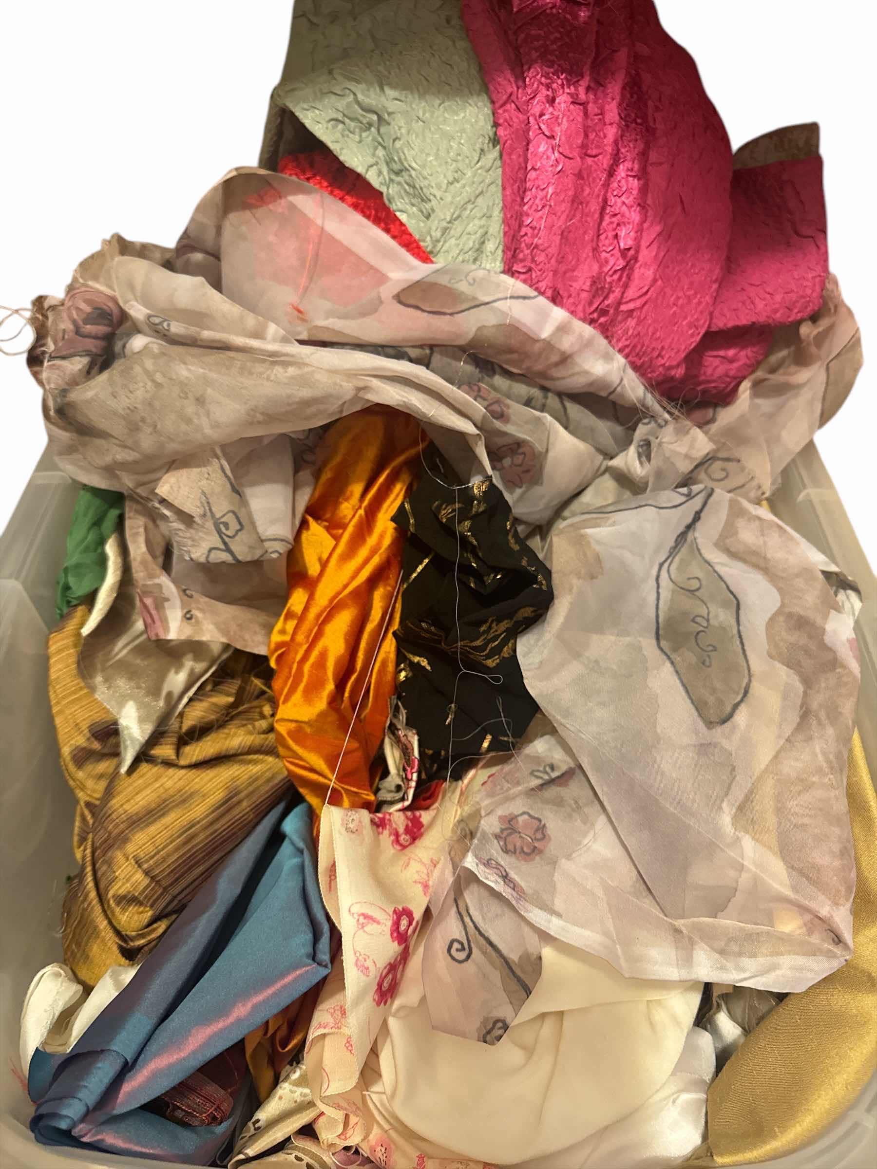 Photo 1 of 66 QT TOTE OF FABRIC