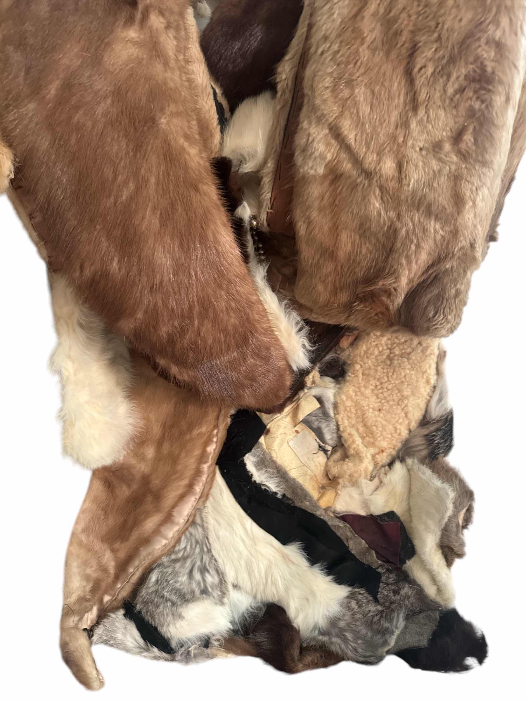 Photo 1 of 60 QT TOTE OF FUR FABRIC