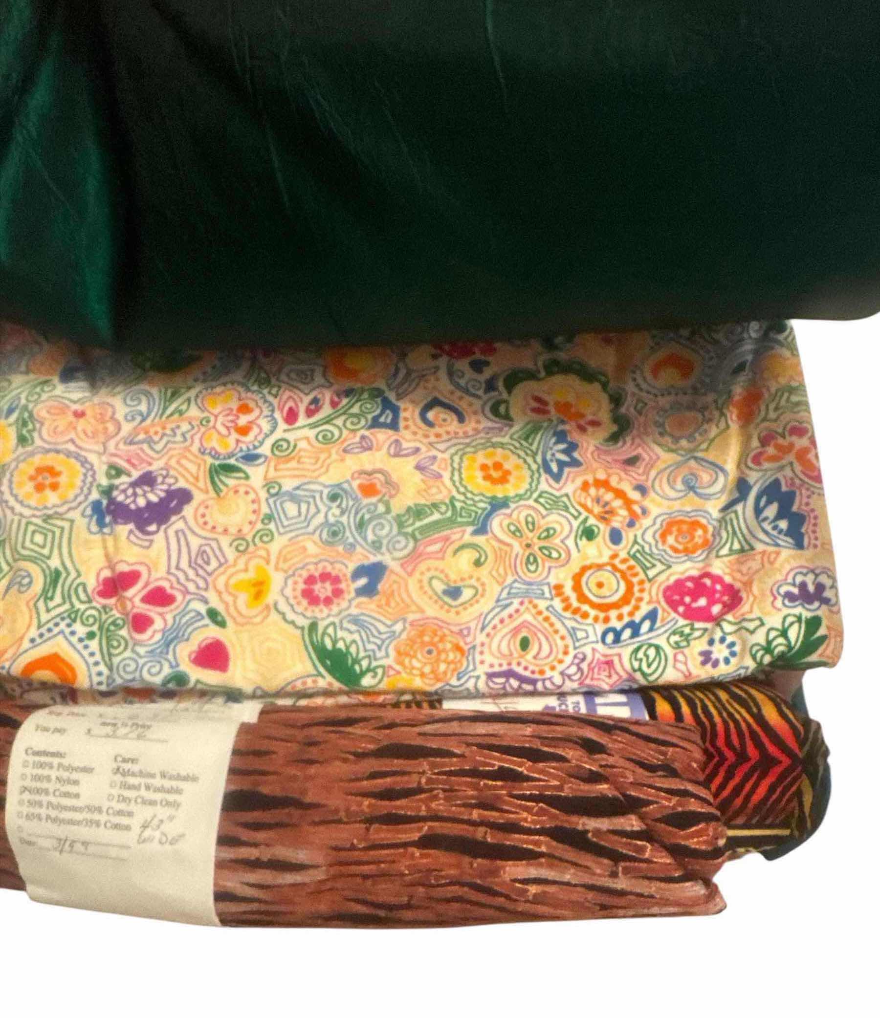 Photo 1 of 58 QT TOTE OF FABRIC
