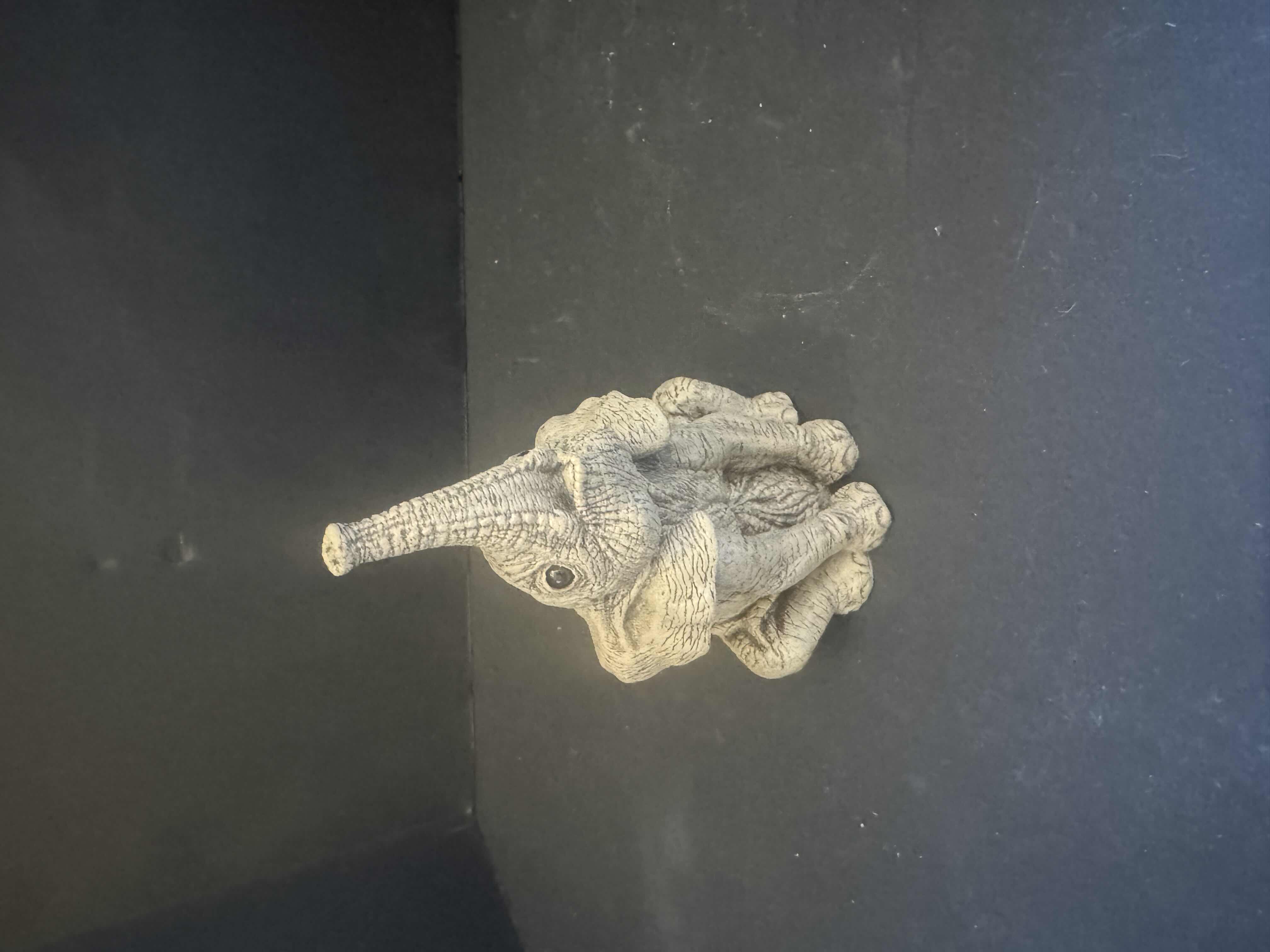 Photo 1 of COLLECTION OF ELEPHANTS WITH LUCKY STONE, RESIGN AND CERAMIC, 8 ITEMS

3.5” X H4”
4.5” X H4”
2.5” X H4.5”
3.5” X H3.5”
4.5” X H4”
3”  X H2.5”
3” X H2”

STONE
3” X H1.5”