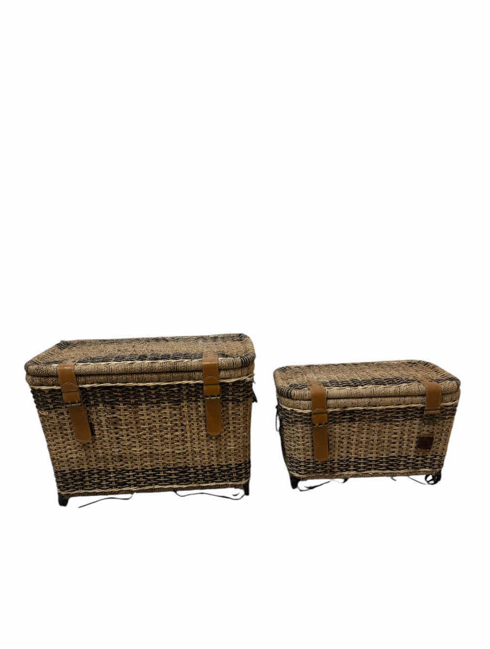 Photo 1 of VINTAGE FRENCH WICKER STORAGE HAMPER BASKETS
24” X 15” X H16.5”
20” X 12” X H12.5”