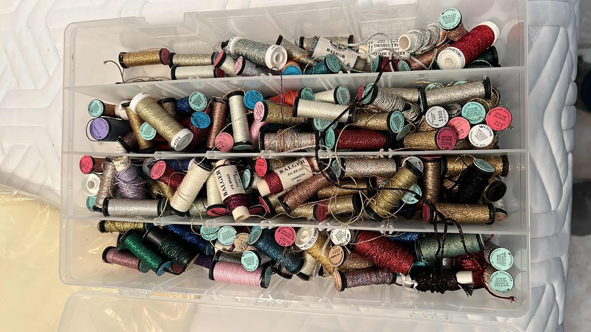 Photo 1 of TOTE OF EMBROIDERY THREAD
