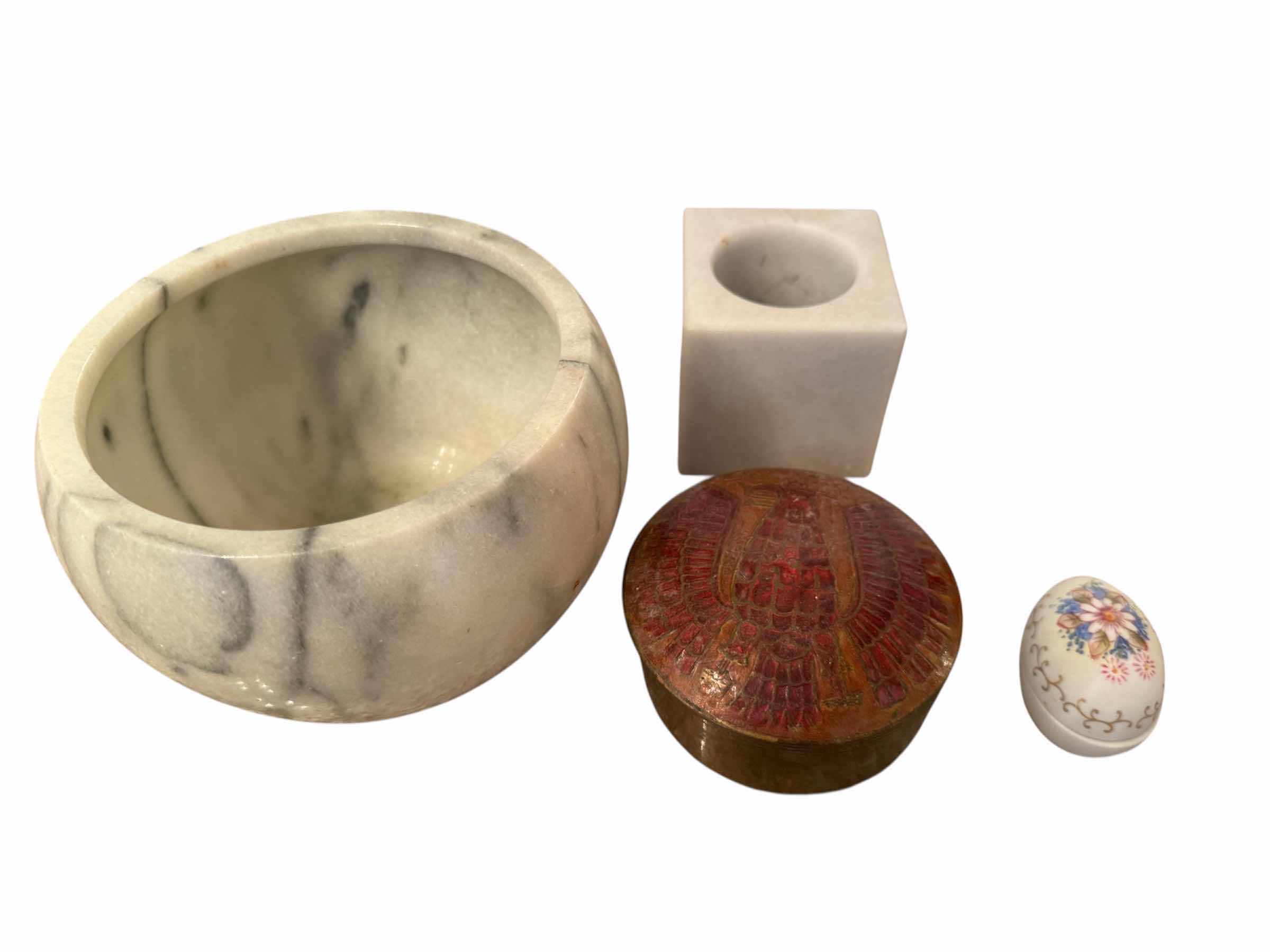 Photo 1 of ASSORTMENT OF BATHROOM DECOR, WASHROOM DECOR, DRAWER LINERS, GLASS, BRASS, AND COPPER CONTAINERS