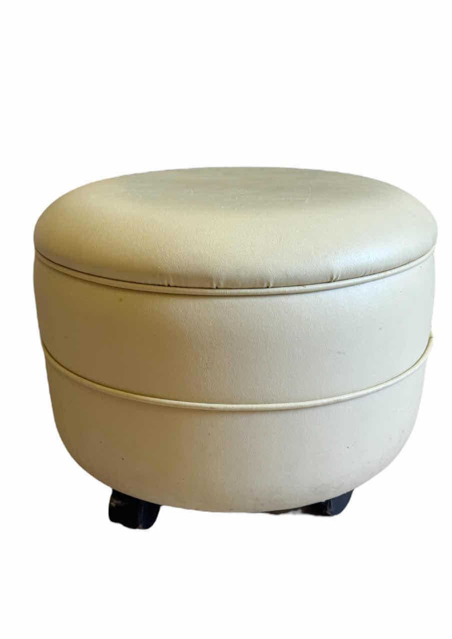 Photo 1 of WHITE ROLLING FOOT STOOL WITH STORAGE

H13”