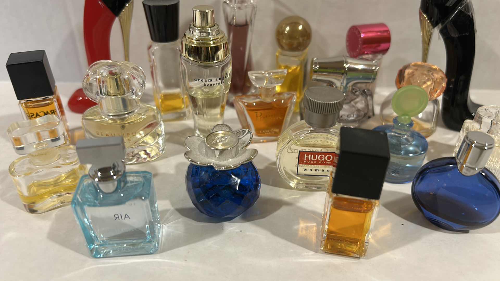 Photo 2 of MINI PERFUME BOTTLES