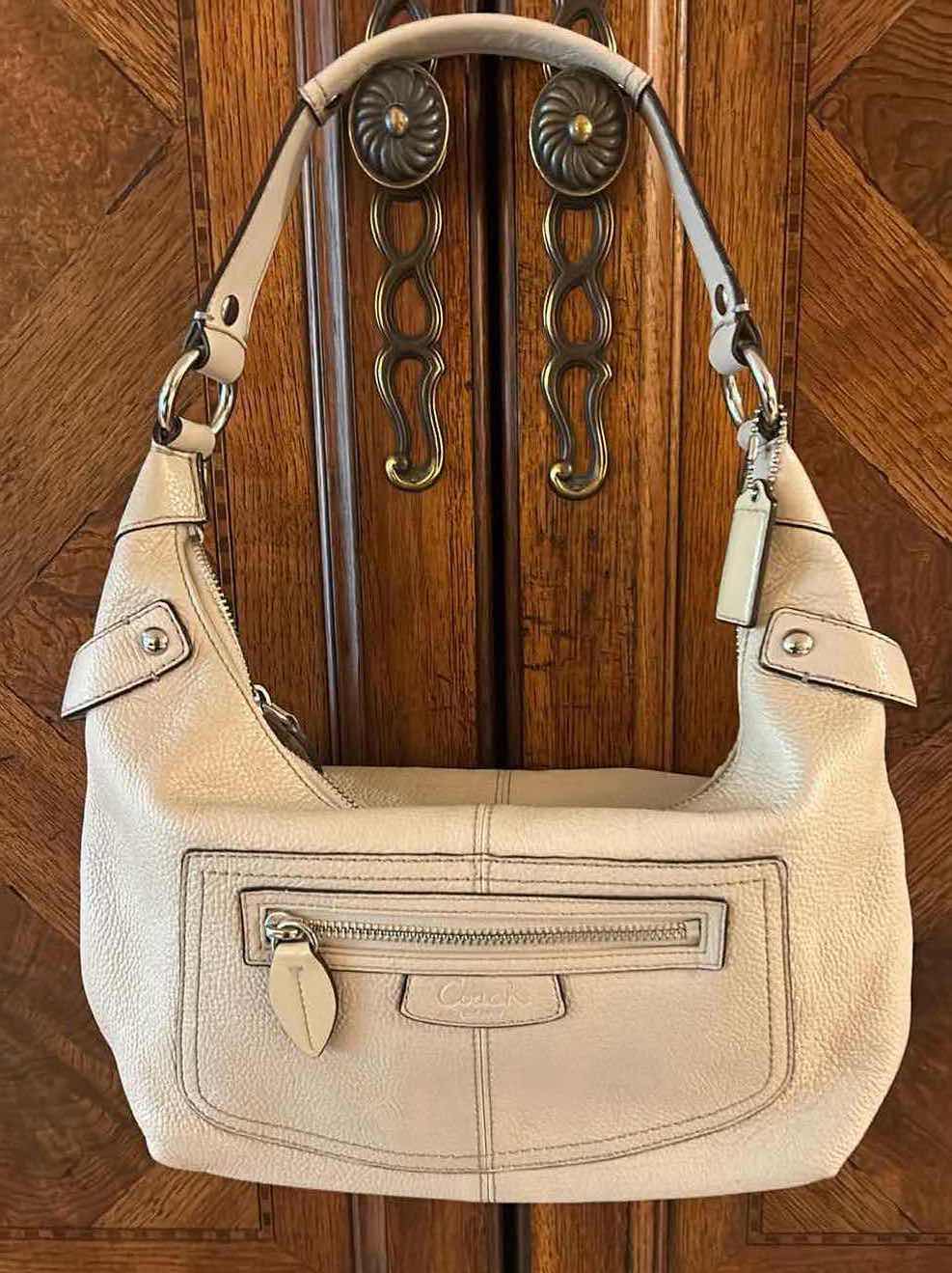 Photo 1 of COACH BEIGE PEBBLED LEATHER PENELOPE SHOULDER BAG