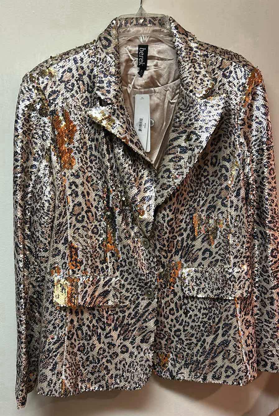 Photo 1 of $260 NEW WITH TAGS BEREK WOMENS SEQUIN LEOPARD JACKET SIZE XL