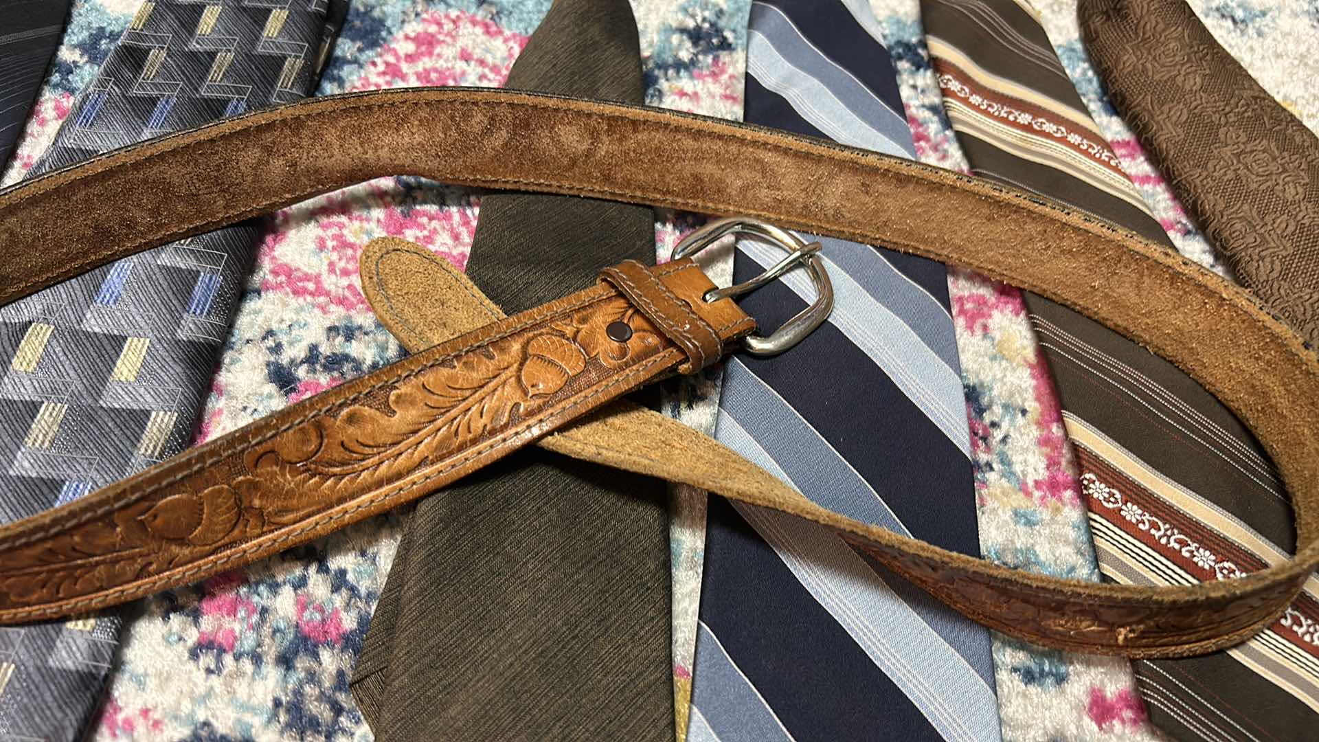 Photo 8 of MENS TIES AND LEATHER BELT