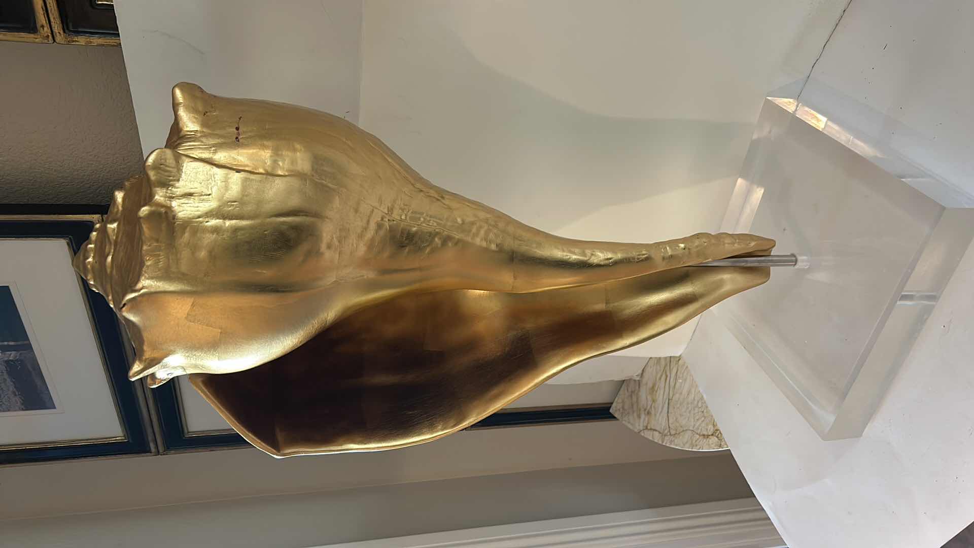 Photo 1 of  LARGE GOLD DESIGNER HEAVY MOUNTED SEASHELL FROM WYNN RESORTS , SCULPTURE ARTWORK H34”