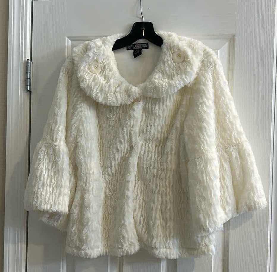 Photo 1 of WOMENS WINTER WHITE EVENING JACKET SIZE MED