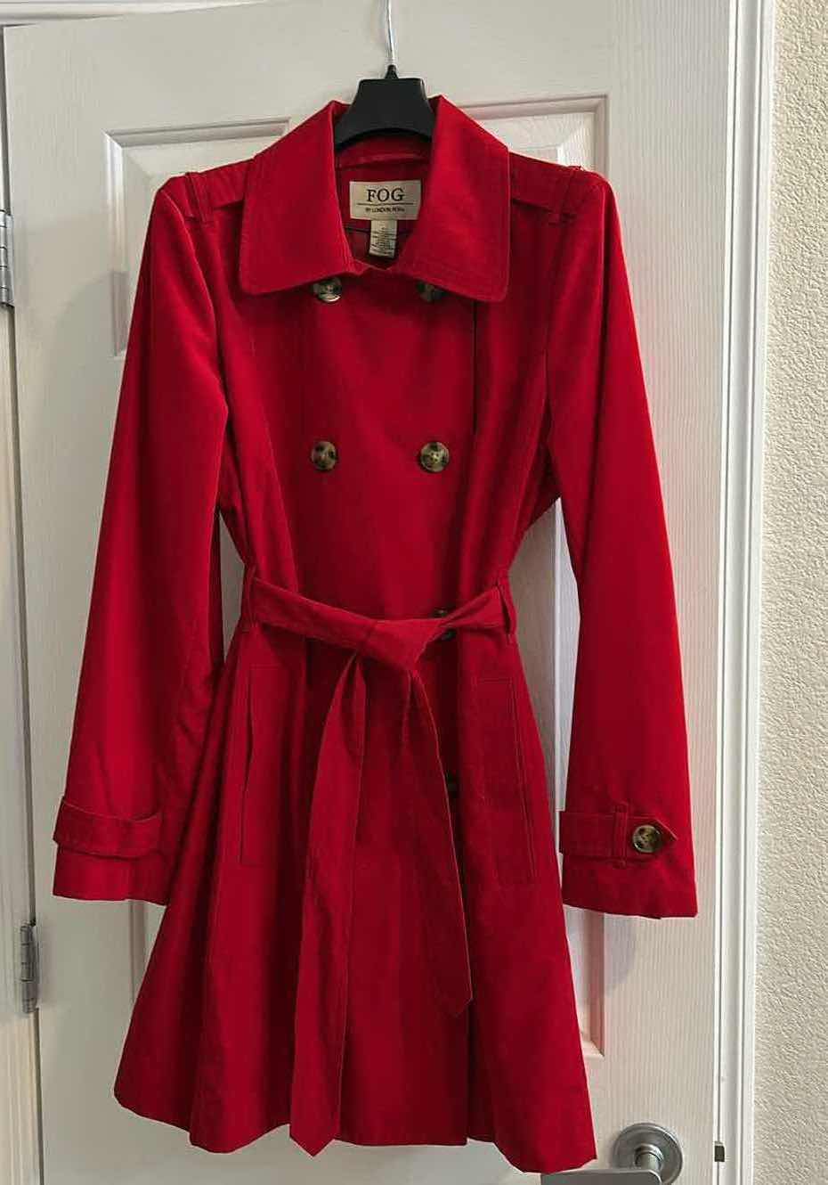 Photo 1 of WOMEN’S RED LONDON FOG RAIN COAT/JACKET SIZE LARGE