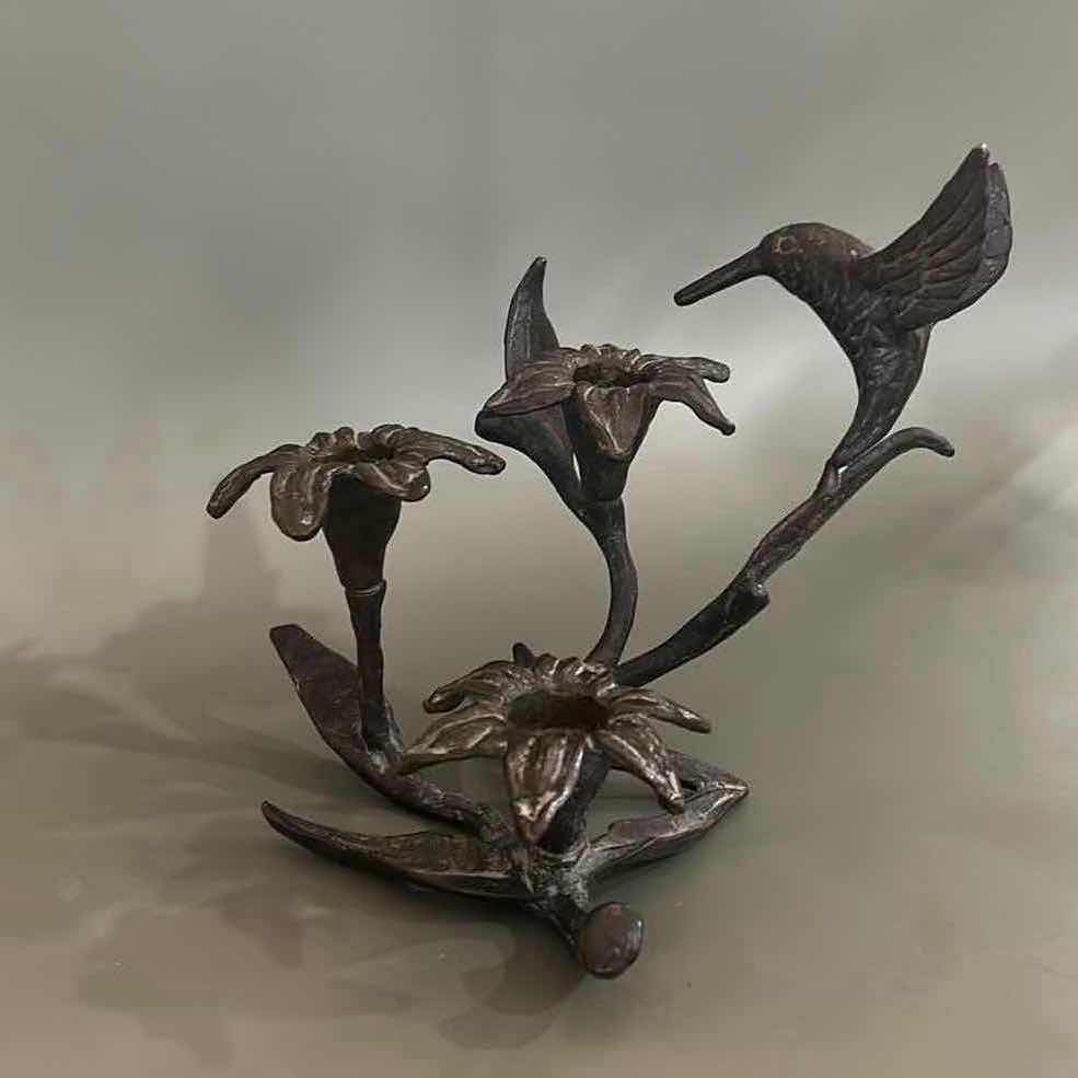 Photo 2 of VINTAGE METAL HUMMINGBIRD CANDLE HOLDER SCULPTURE H6.25”