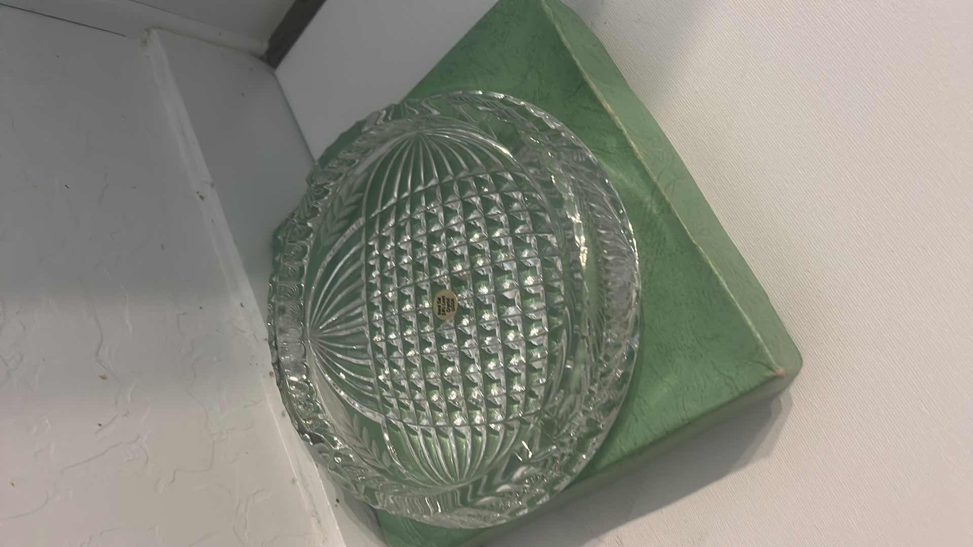 Photo 1 of HAND CUT LEAD CRYSTAL 6.5”