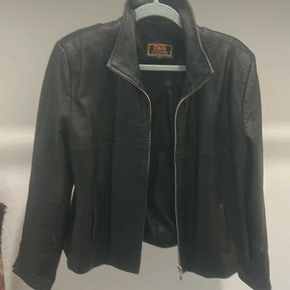 Photo 1 of WOMENS DOLCE AND GABBANA LAMBSKIN LEATHER JACKET SIZE XXL