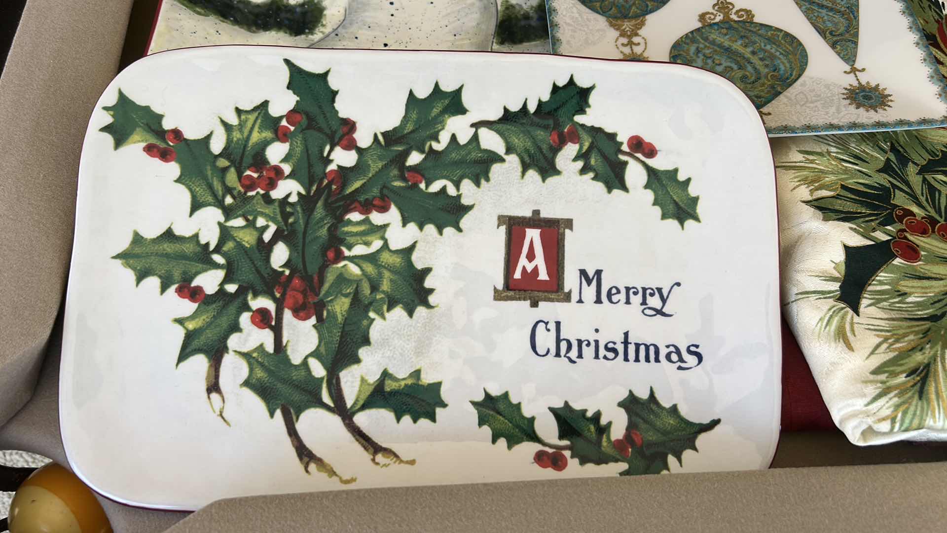 Photo 1 of WILLIAM SONOMA HOLIDAY PLATTER, CERTIFIED INTERNATIONAL HOLIDAY PLATTER, HOLIDAY TABLE CLOTHES