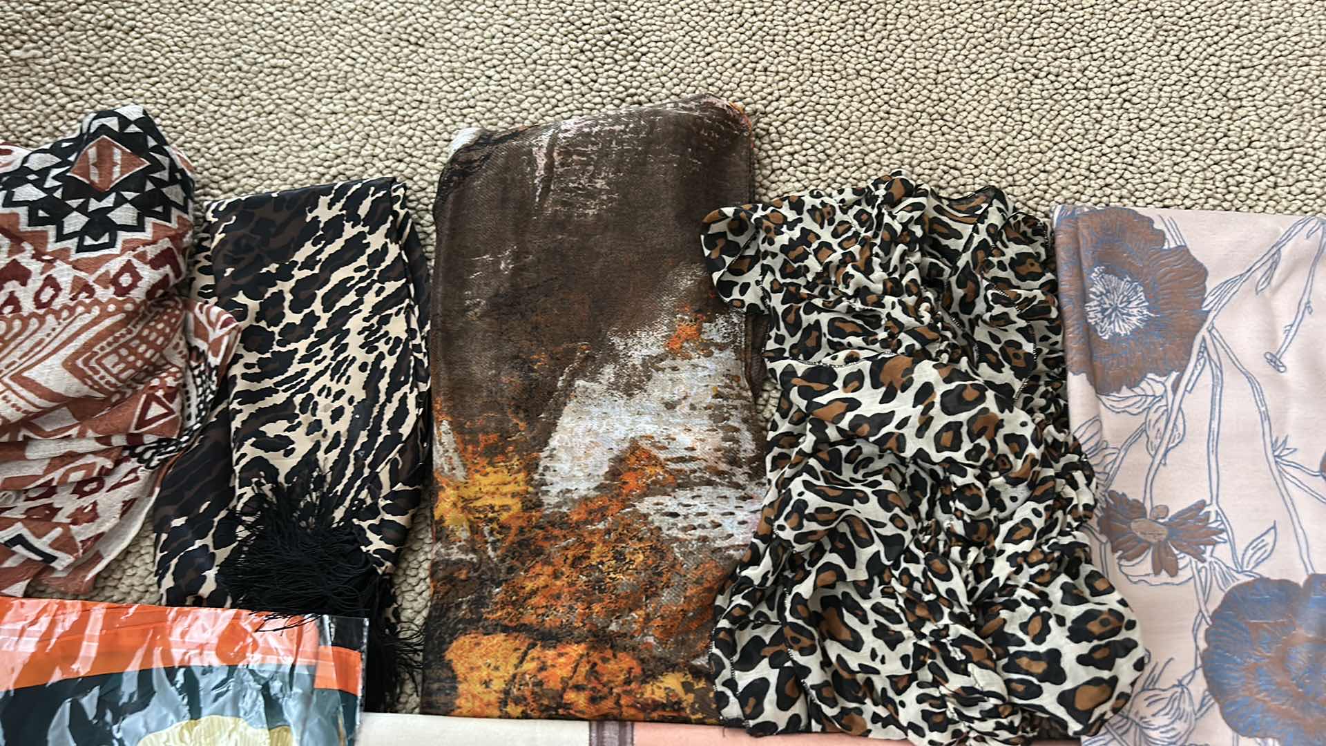 Photo 1 of WOMENS SCARVES-VARIOUS STYLES & SIZES