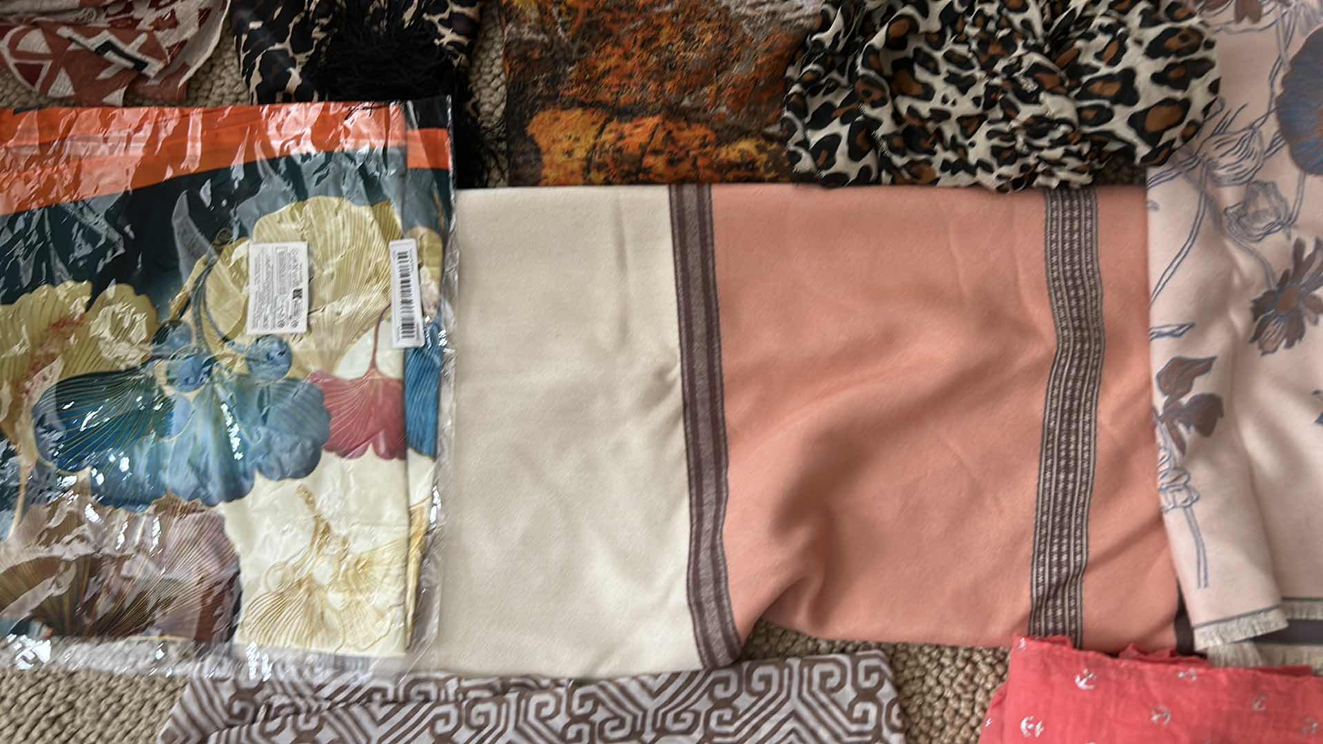 Photo 1 of WOMENS SCARVES-VARIOUS STYLES & SIZES