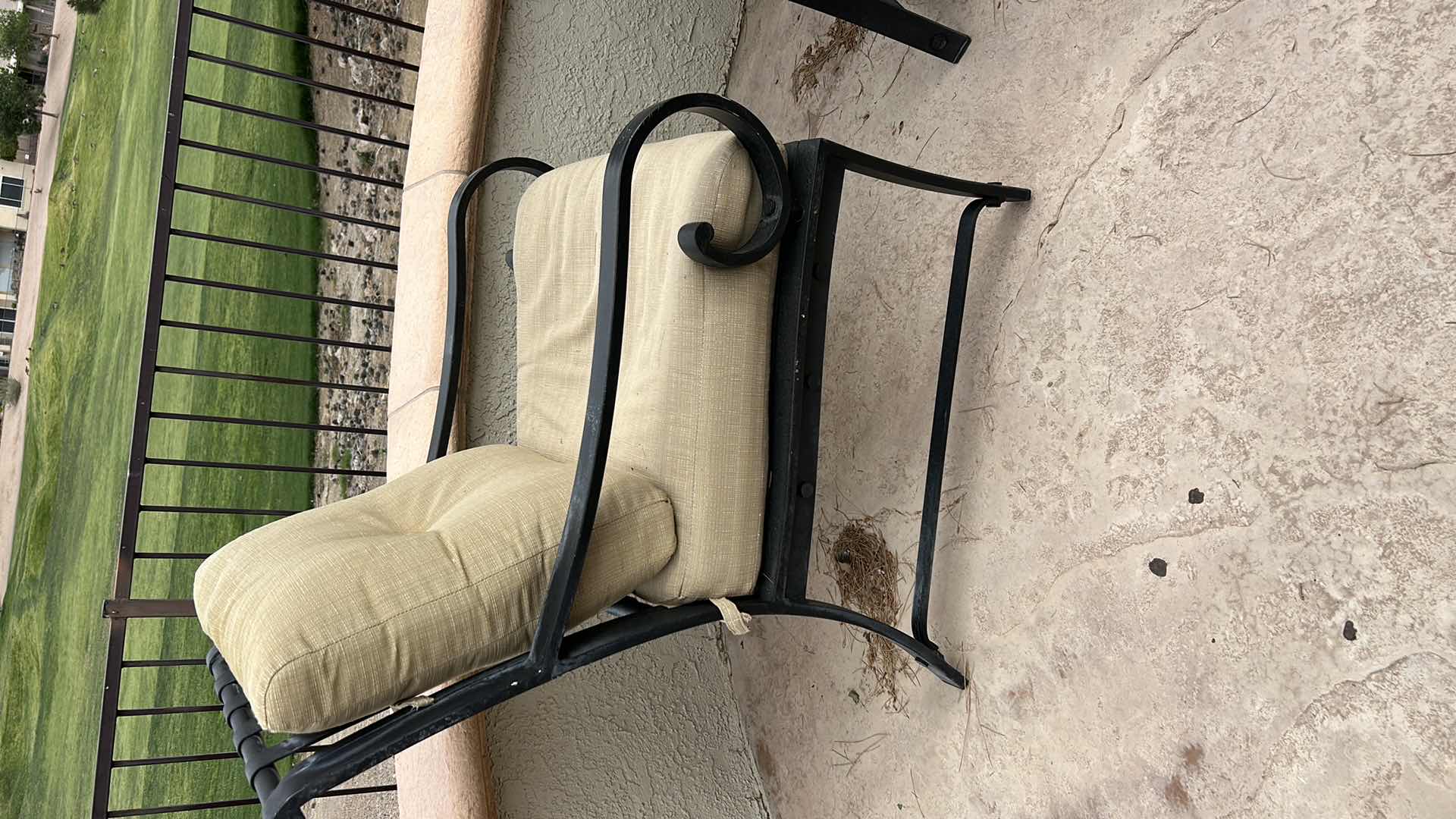 Photo 1 of  ALUMINUM PATIO ARM CHAIR W CUSHIONS