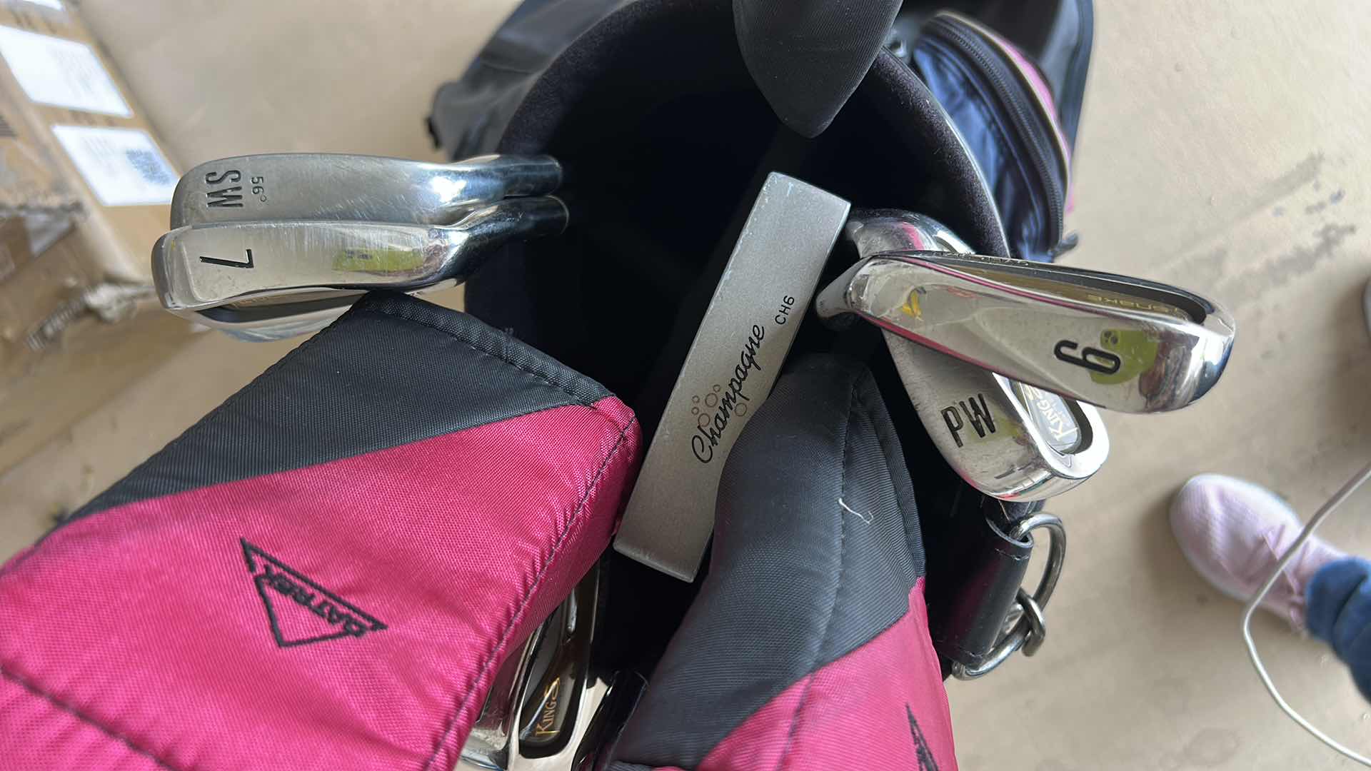 Photo 1 of KING COBRA WOMEN'S RIGHT-HANDED GOLF CLUBS W GOLF BAG-LIKE NEW CONDITION