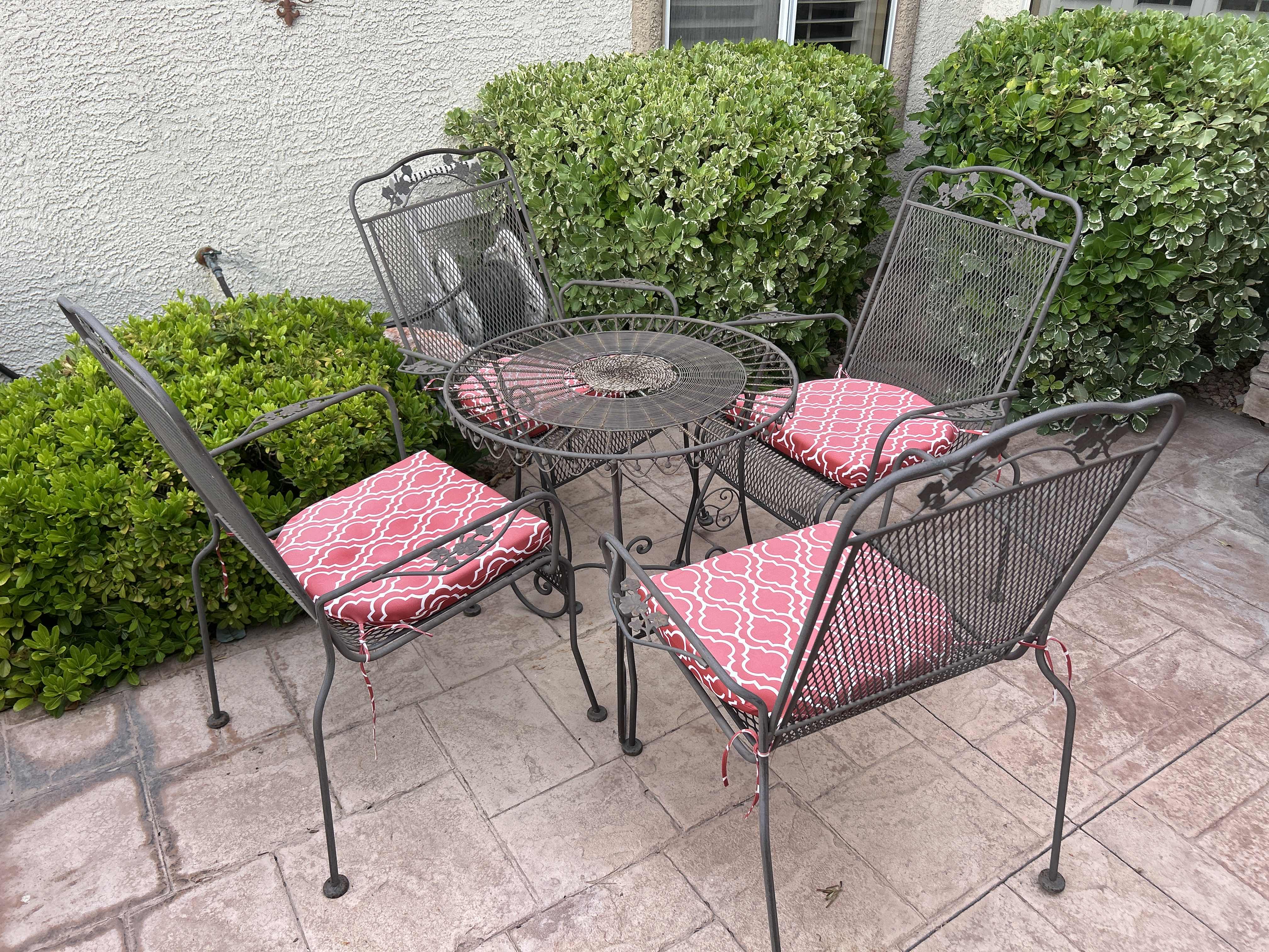 Photo 1 of HEAVY METAL OUTDOOR PATIO SET TABLE 27.5” x H27.5”