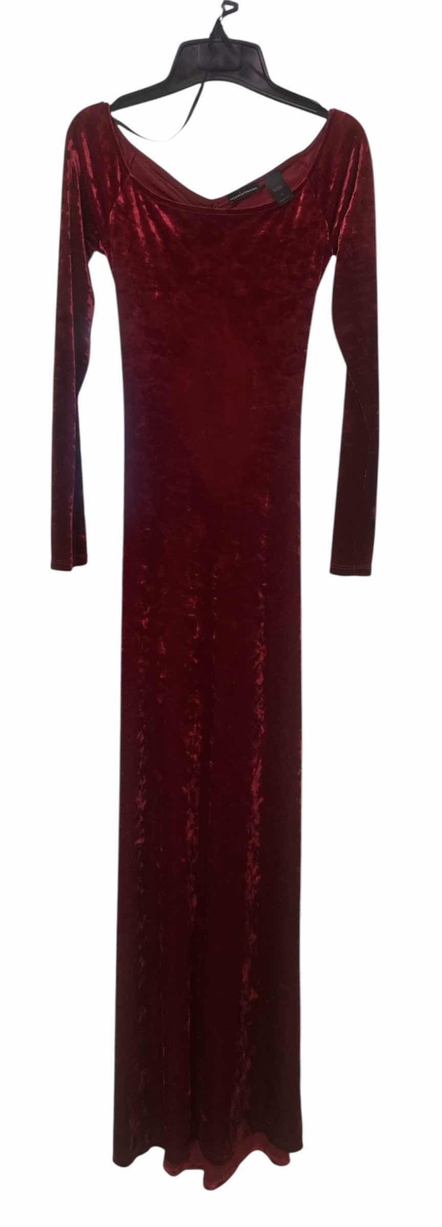 Photo 1 of MODA INTERNATIONAL BURGANDY CRUSHED VELVET LONG FLOOR LENGTH FORMAL DRESS SIZE SMALL