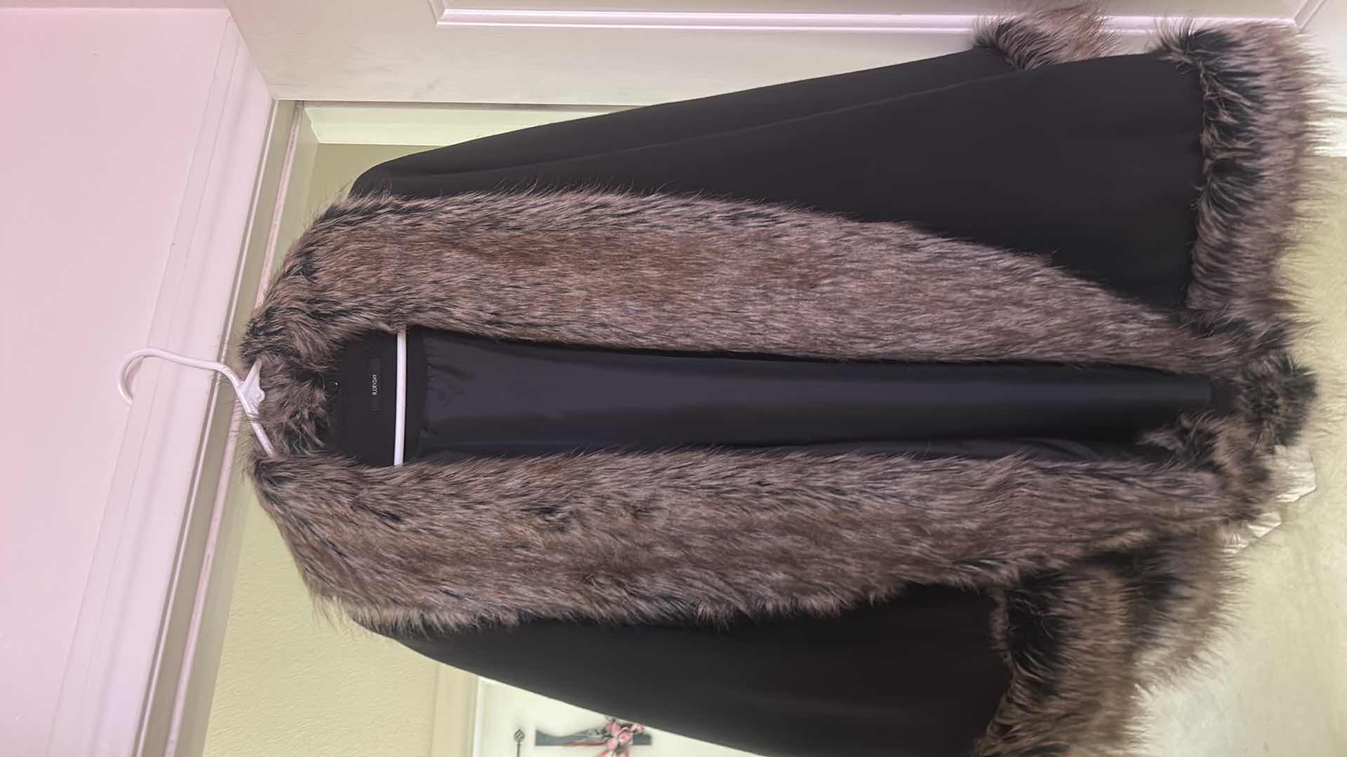 Photo 1 of WOMENSWEAR- FLORIDAY WRAP WITH FAUX FUR SIZE L/XL