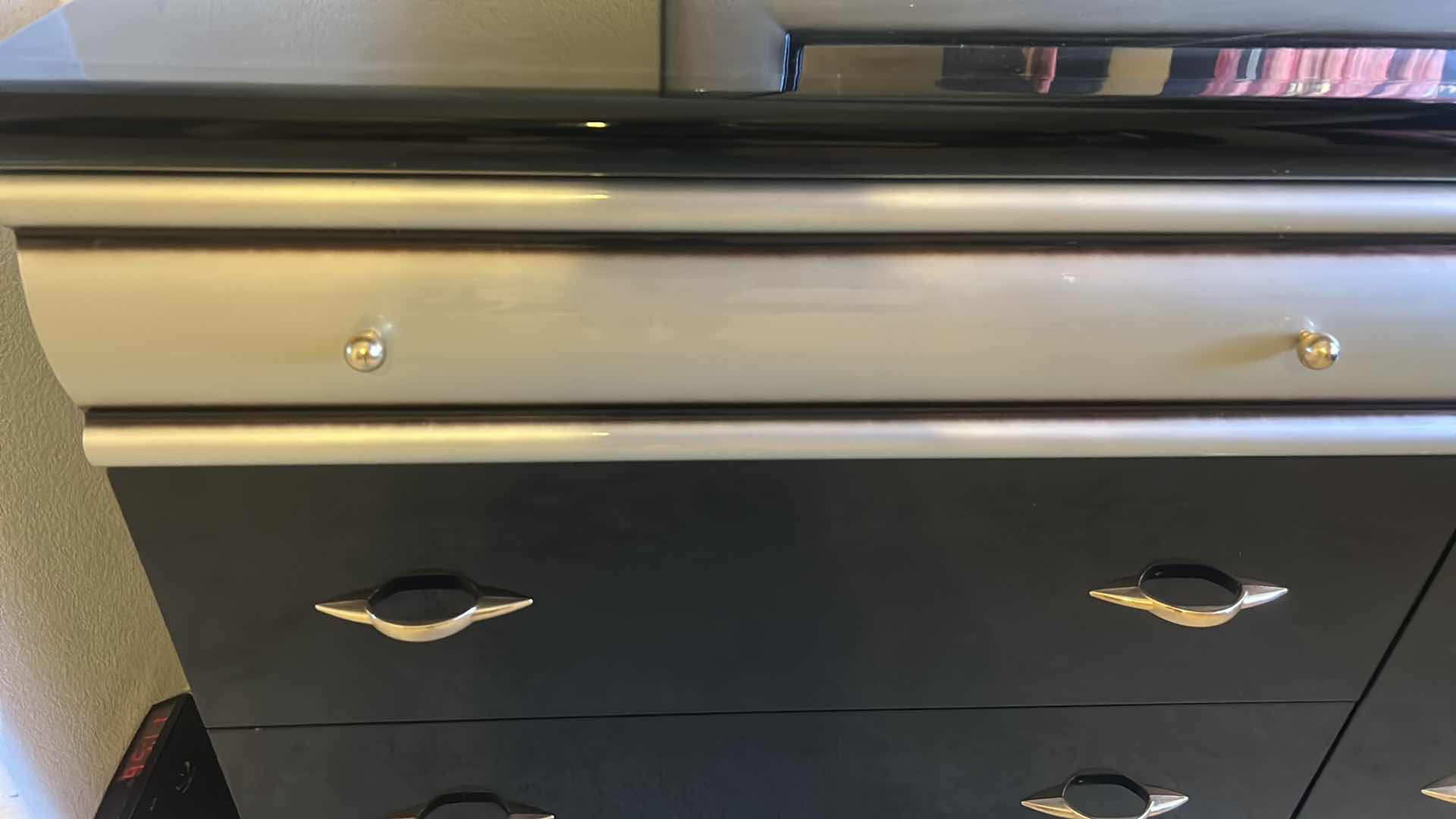 Photo 1 of HIGH GLOSS LACQUER ART DECO 6 DRAWER DRESSER 6‘ x 18“ x H32 1/2“WITH MIRROR