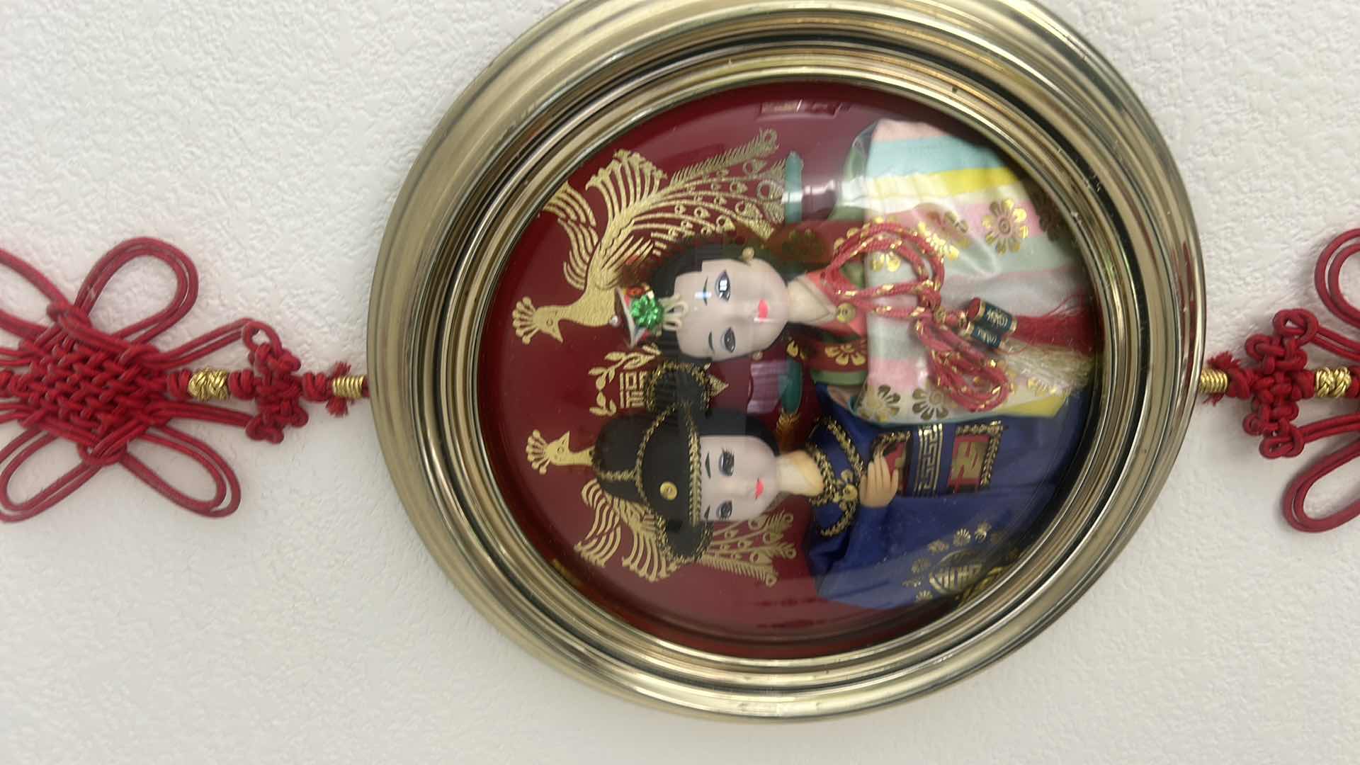 Photo 1 of CHINESE KNOT WALL HANGING H55”