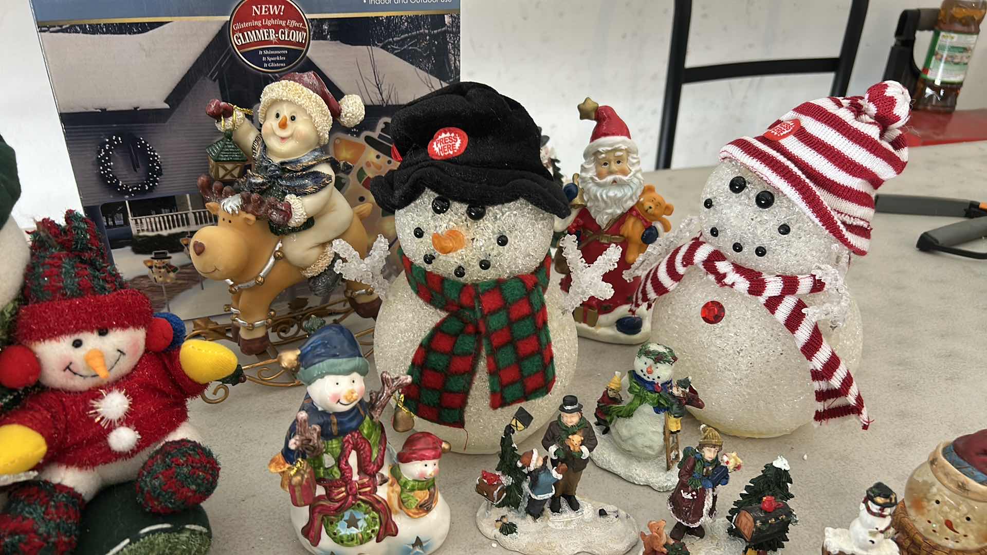 Photo 1 of CHRISTMAS DECOR