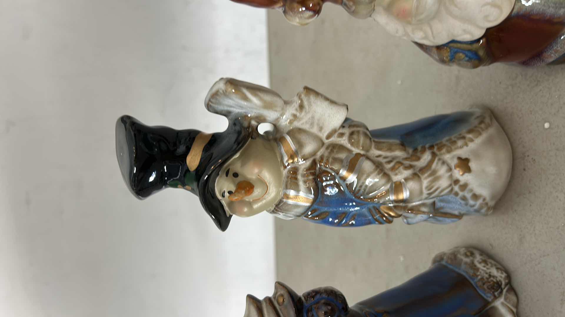 Photo 1 of CHRISTMAS DECOR H8”
