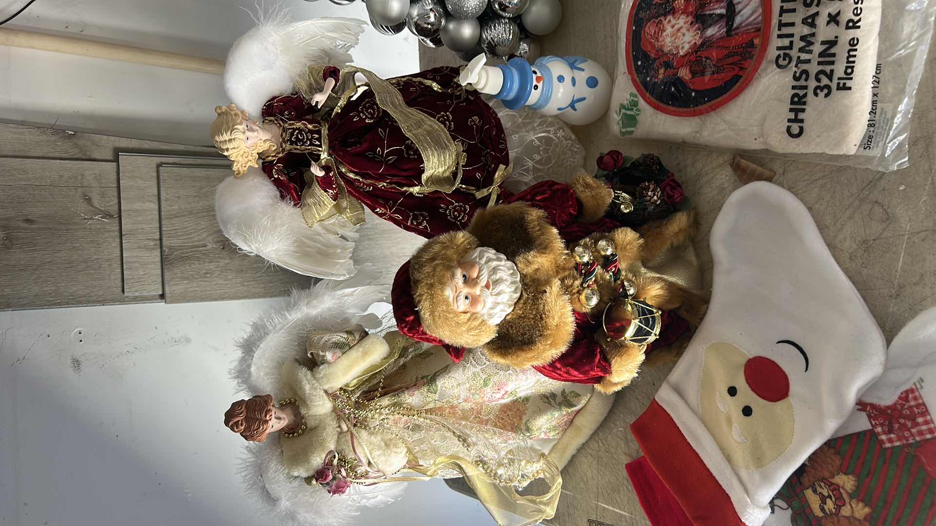 Photo 1 of CHRISTMAS DECOR