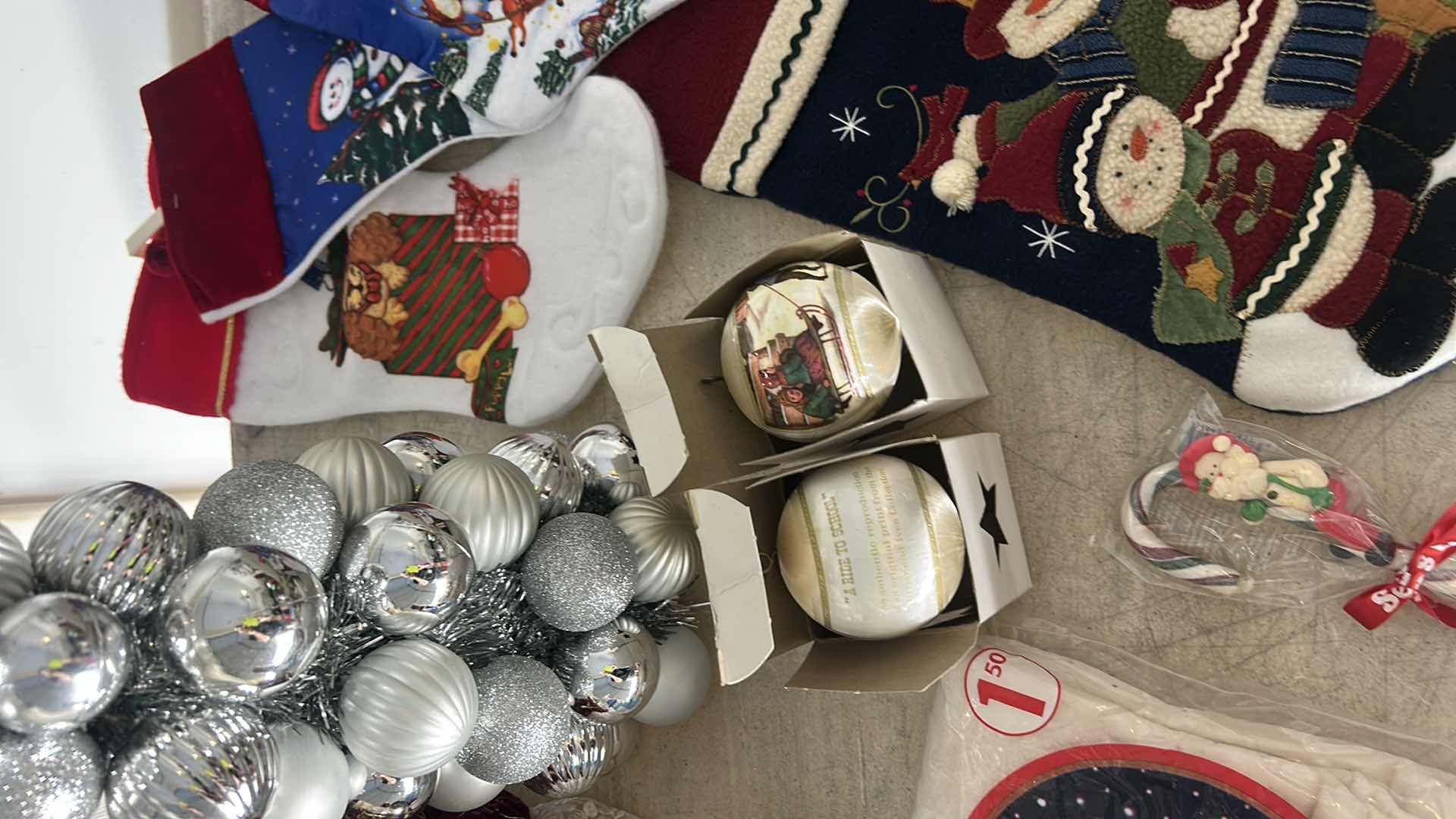 Photo 1 of CHRISTMAS DECOR