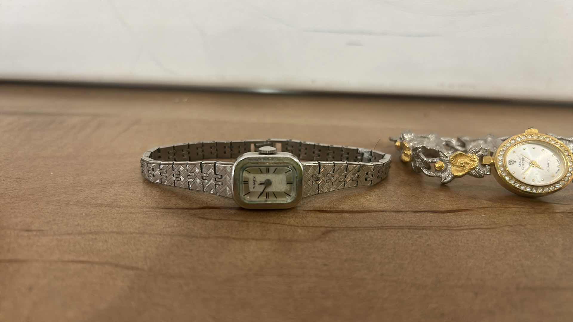 Photo 1 of 2 WOMENS WATCHES