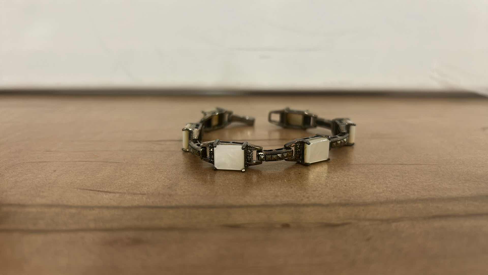 Photo 1 of WOMENS STERLING SILVER BRACELET