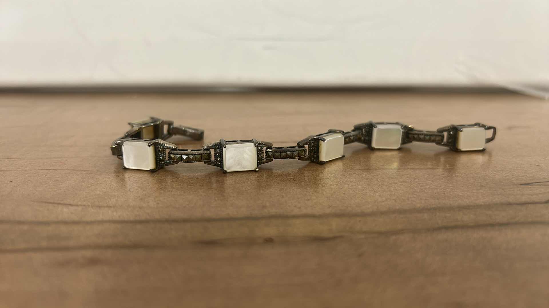 Photo 1 of WOMENS STERLING SILVER BRACELET