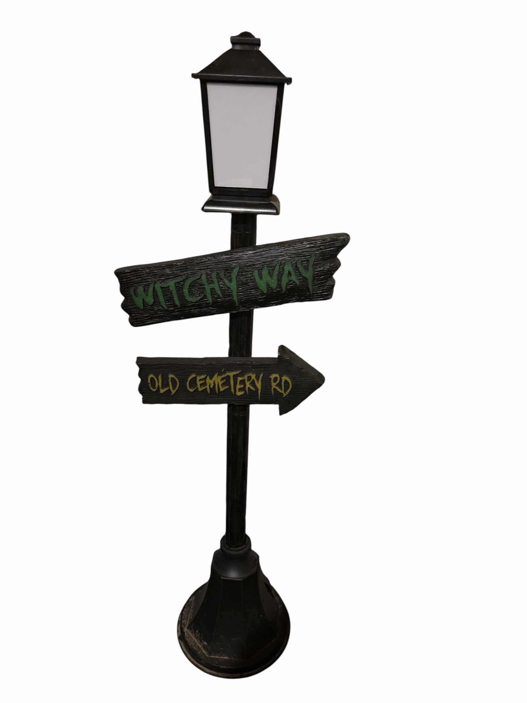 Photo 1 of HALLOWEEN YARD LANTERN 60”H