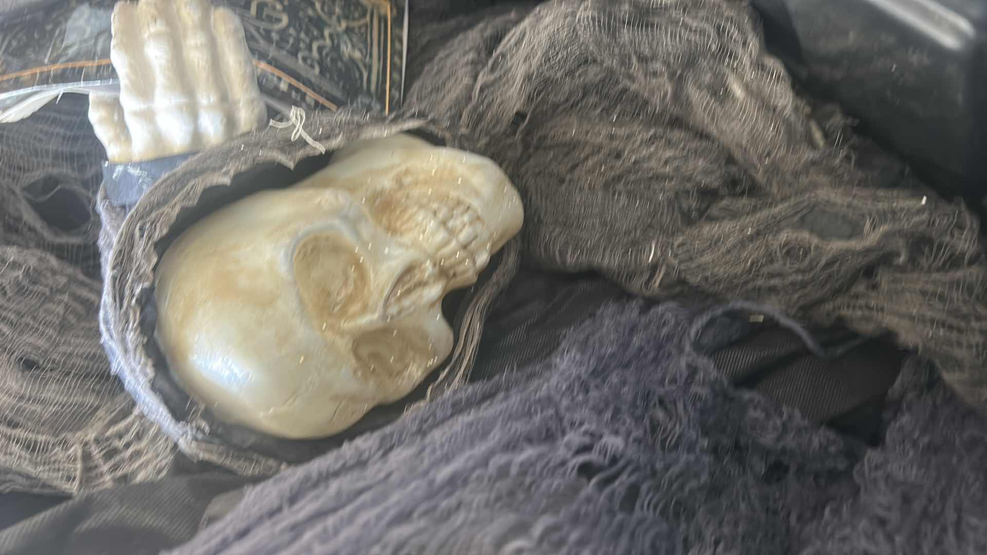 Photo 1 of TOTE- SCARY HALLOWEEN DECORATIONS (SOME BATTERY OPERATED)