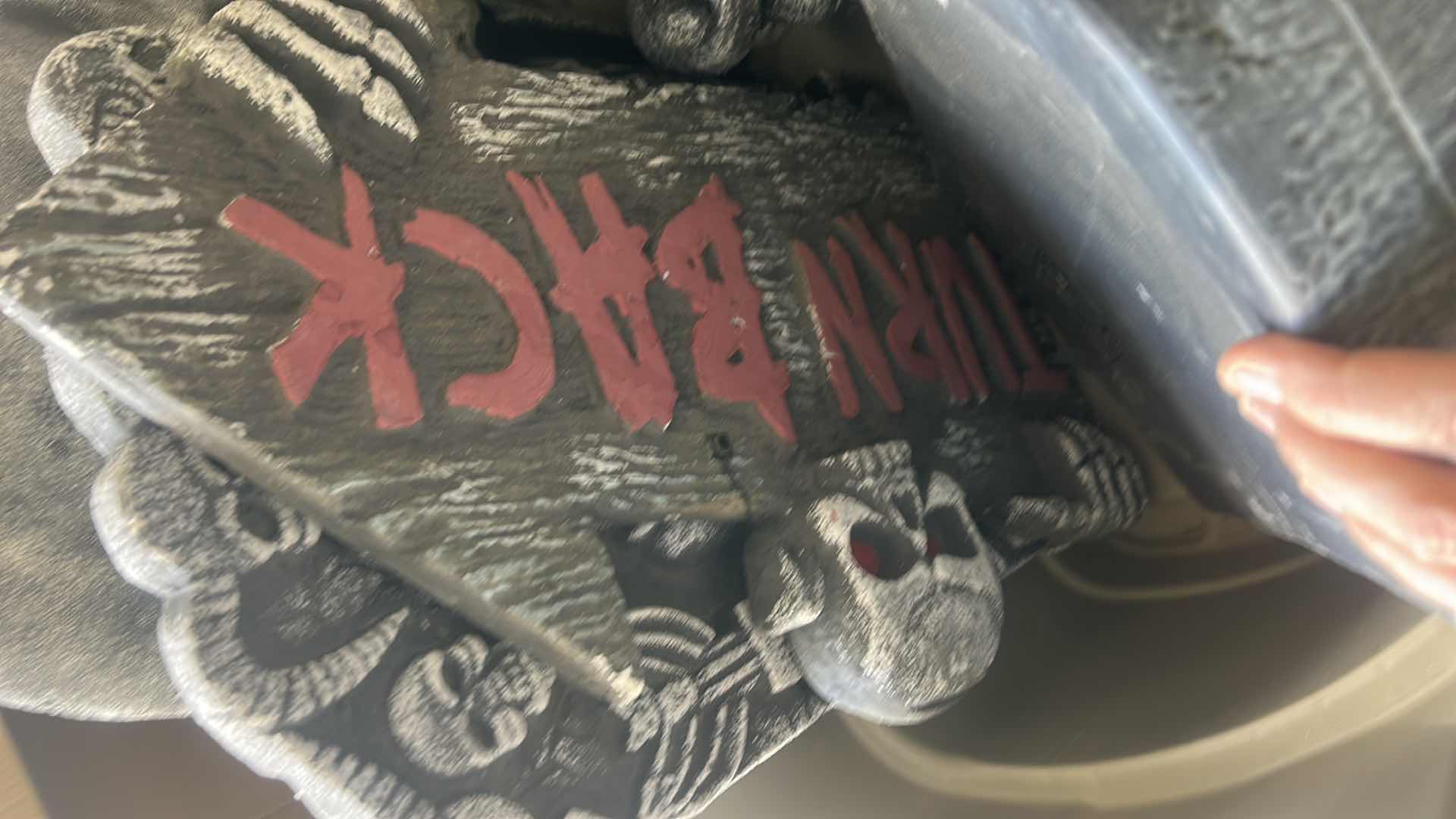 Photo 1 of TOTE- SCARY HALLOWEEN DECORATIONS