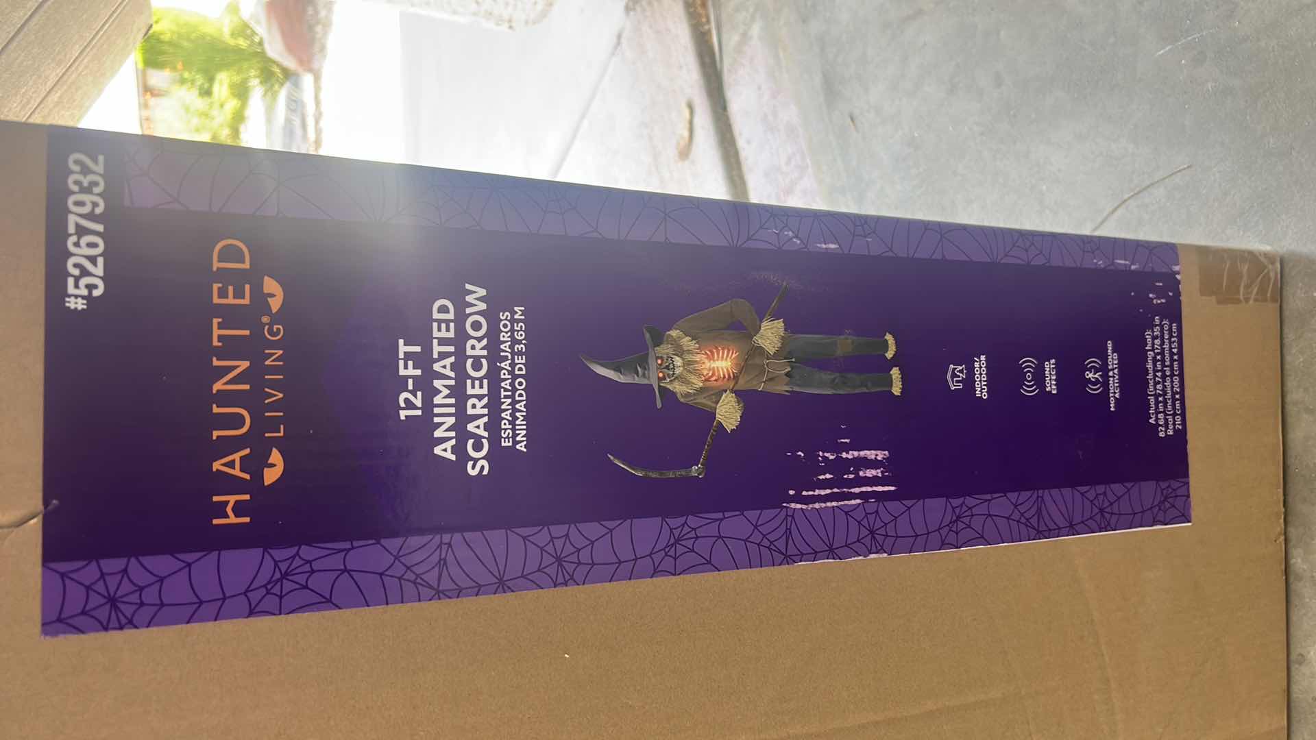 Photo 1 of HALLOWEEN DECORATIONS 12 FOOT ANIMATED SCARECROW