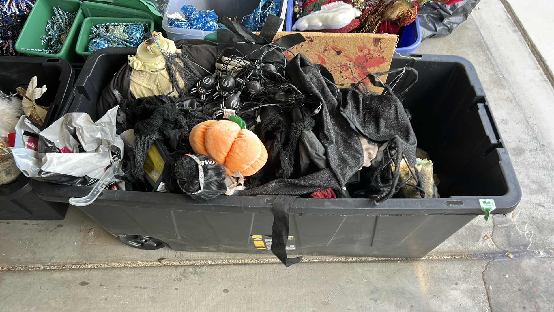 Photo 1 of TOTE FULL OF HALLOWEEN DECOR