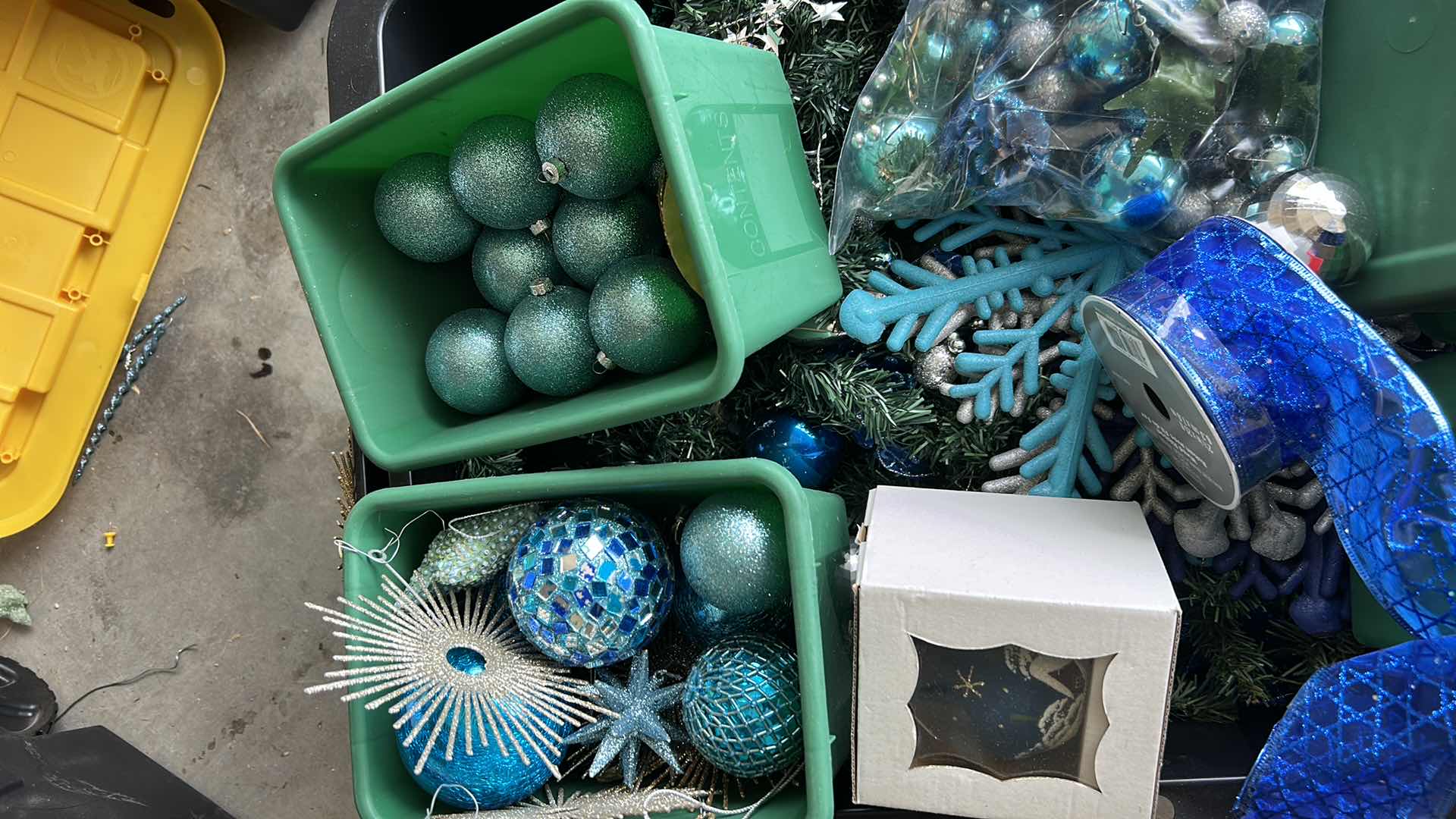 Photo 1 of TOTE FULL OF CHRISTMAS DECOR