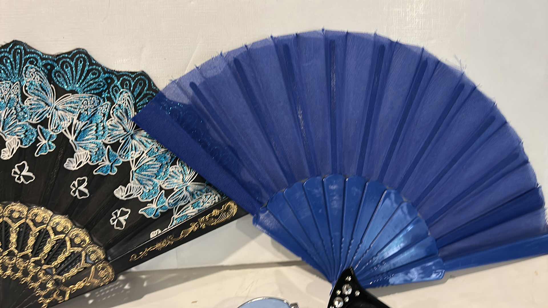 Photo 1 of WOMENS GLASSES/SUNGLASSES & FOLDING FANS - HALLOWEEN OR ANYTIME
