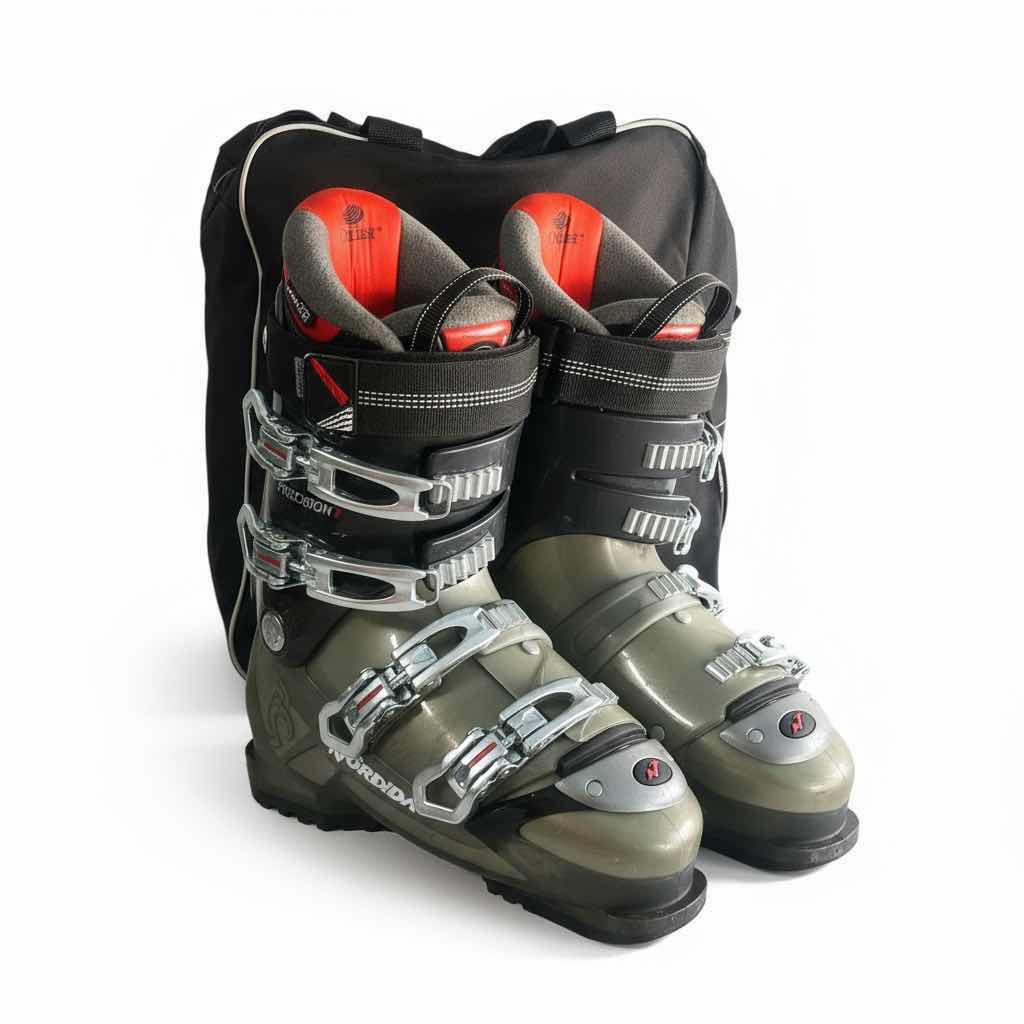 Photo 1 of OUTLAST SKI BOOTS AND BAG