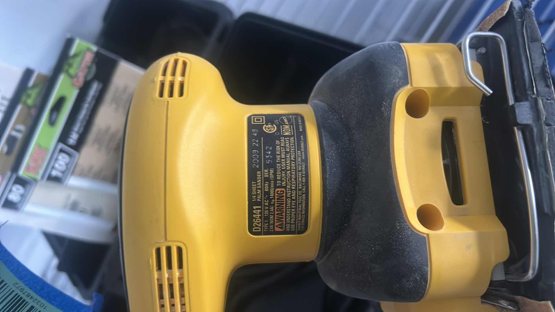 Photo 1 of DEWALT SANDER