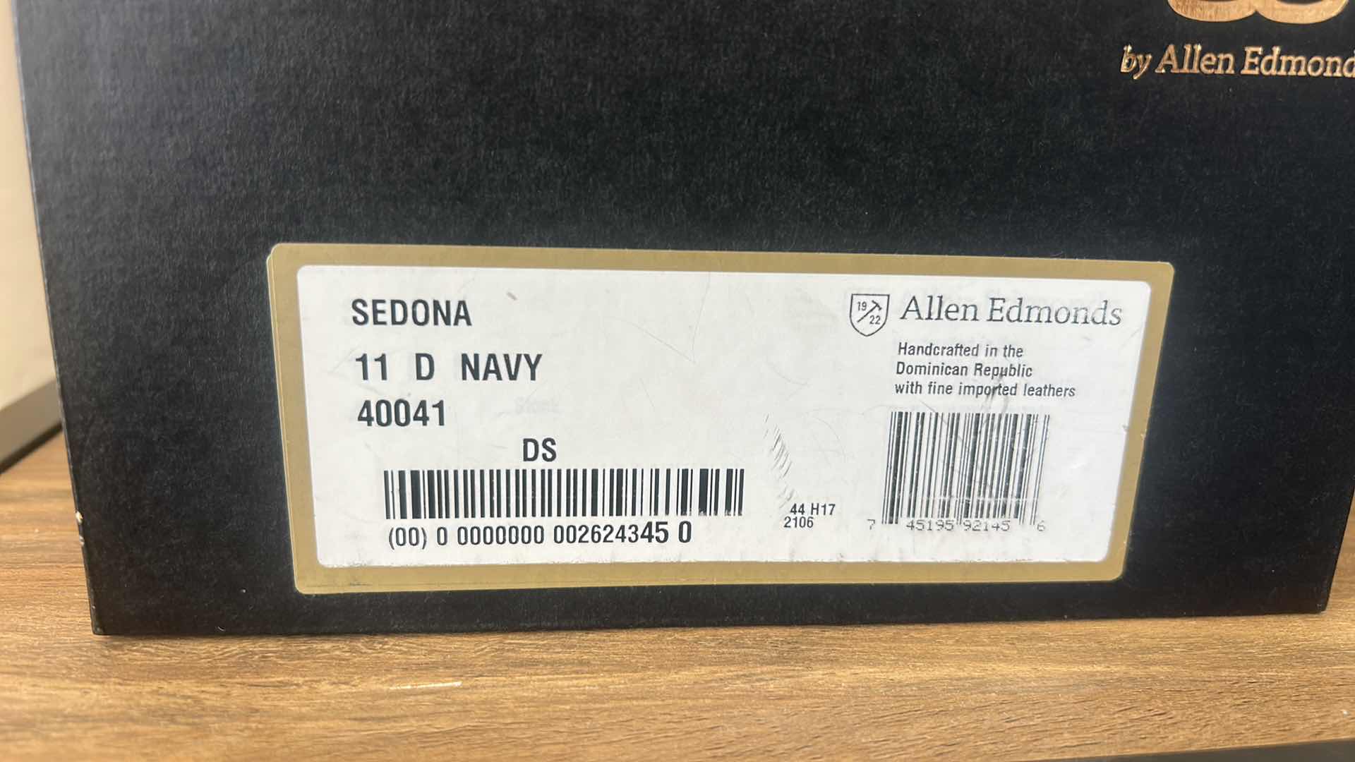 Photo 1 of MENS ALLEN EDMONDS SEDONA NAVY LEATHER SHOES SIZE 11 D
